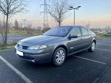 2.0 16V Confort Carminat