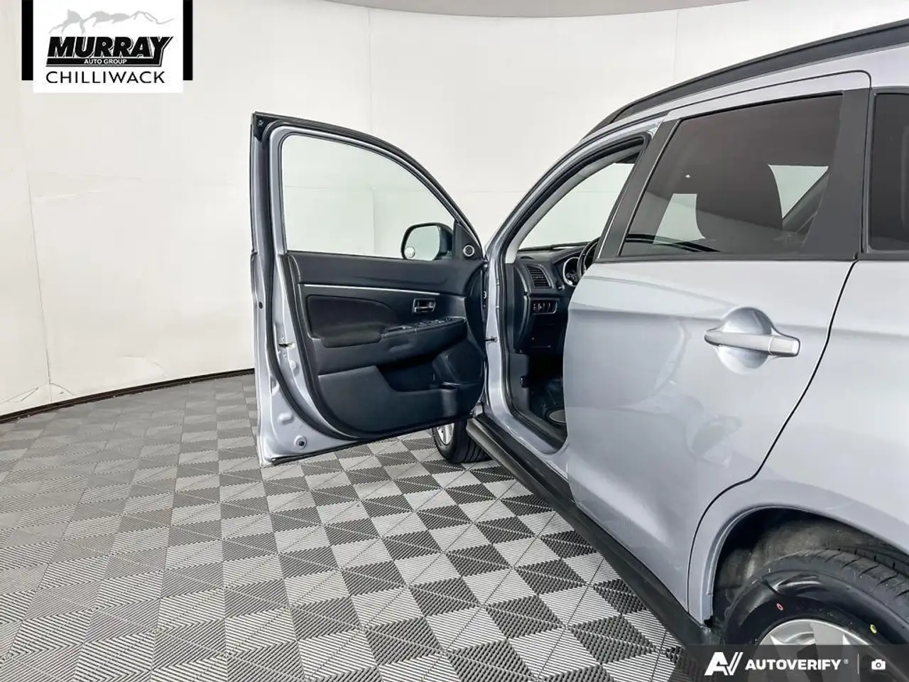 Mitsubishi RVR photo Mitsubishi RVR