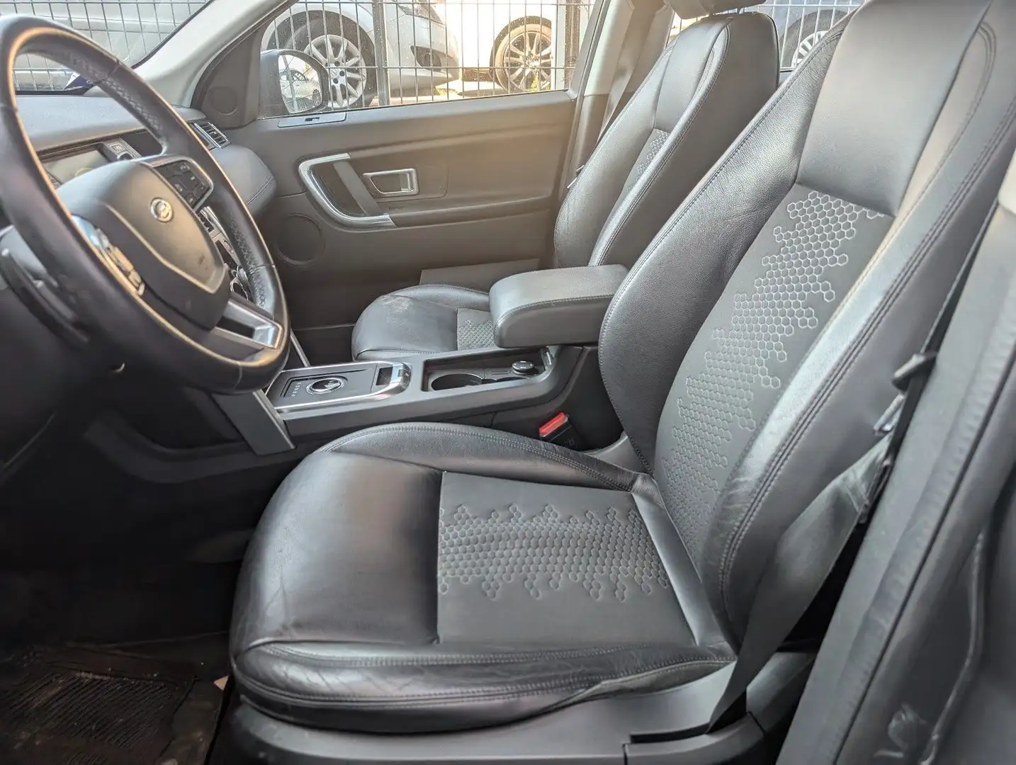 Land Rover Discovery Sport Led. RFK. BT. Touch. Grey - 2