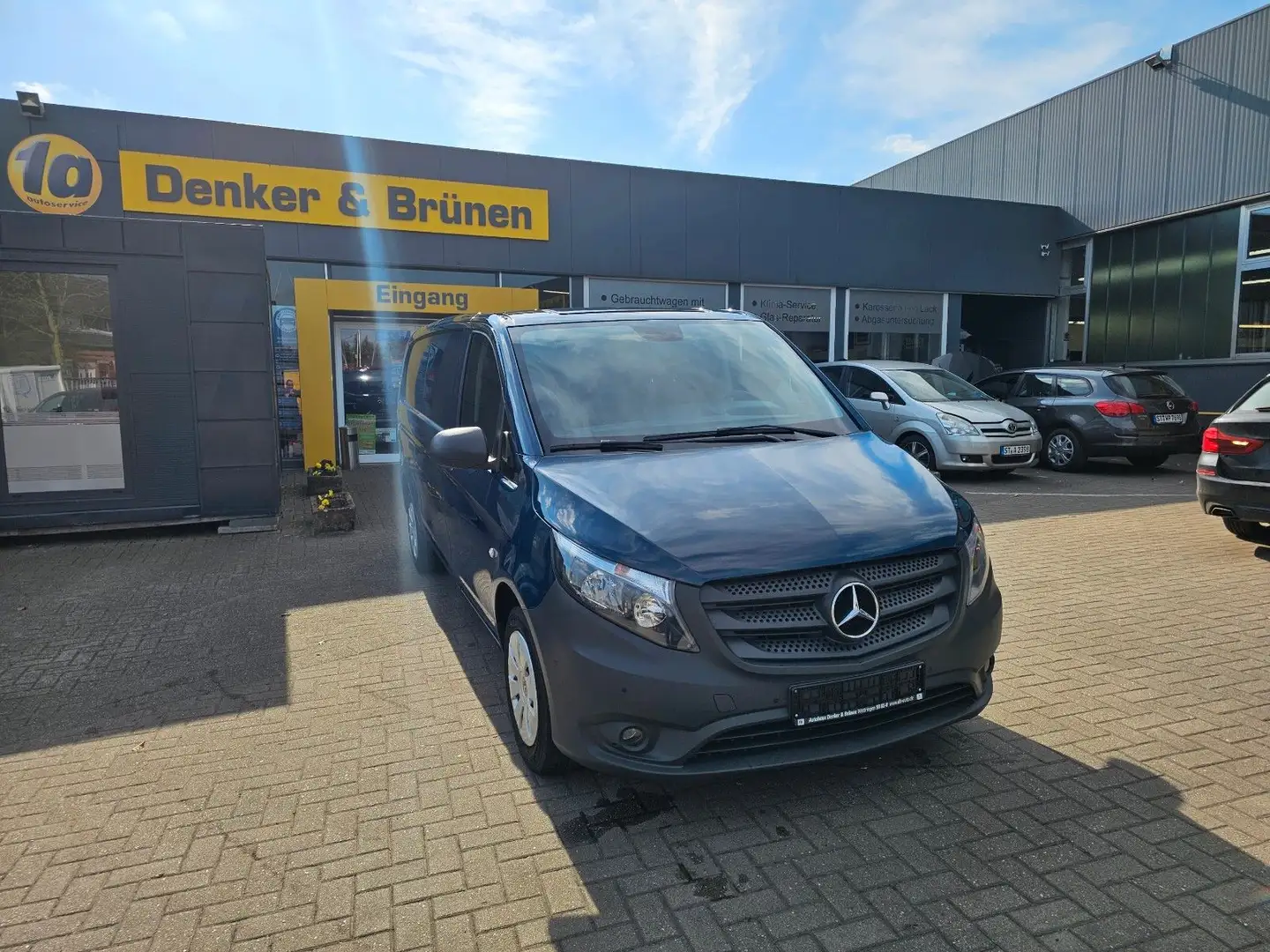 Mercedes-Benz Vito Kasten 116 CDI PRO RWD extralang Navi*RfK Blau - 1
