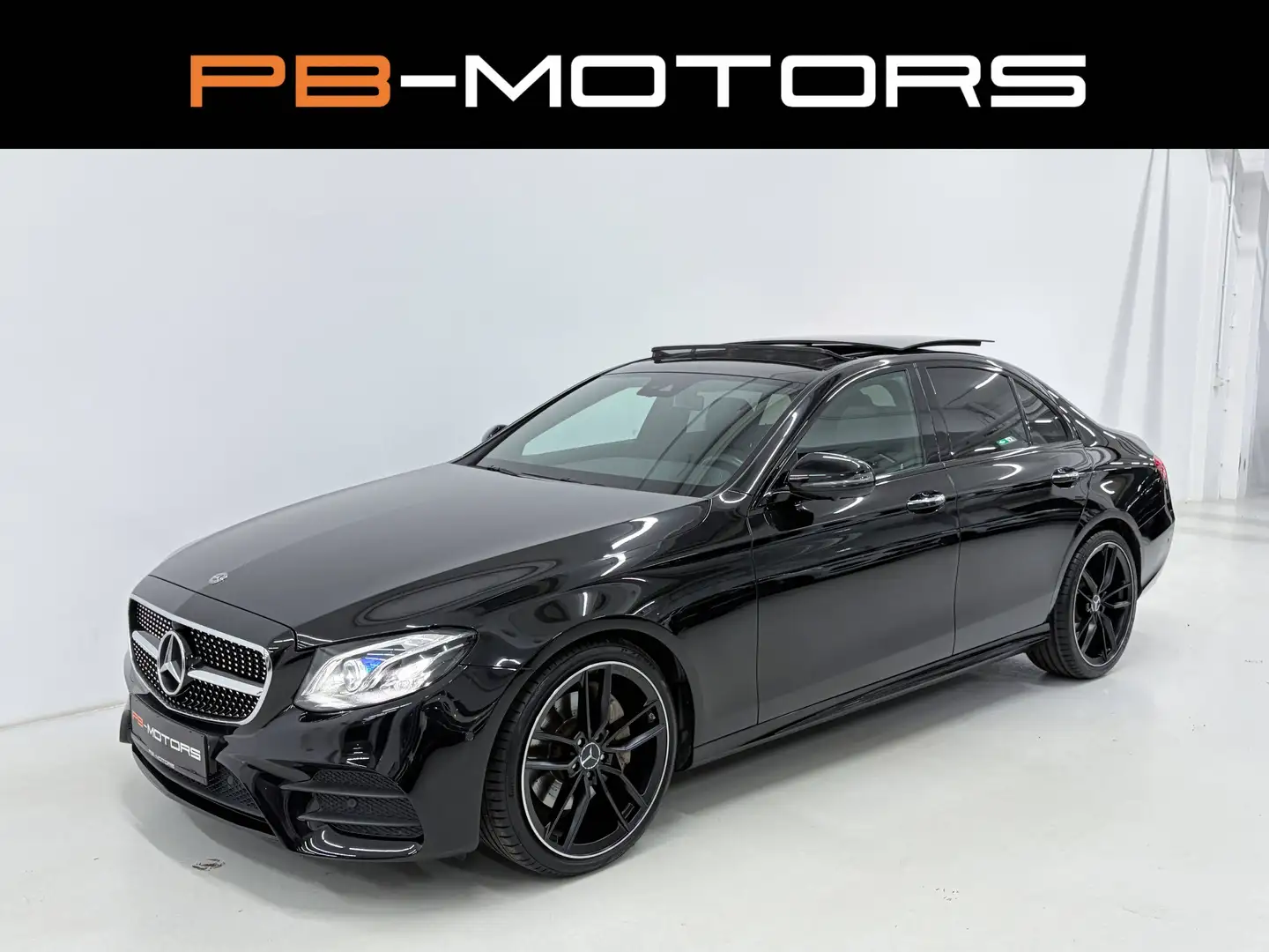 Mercedes-Benz E 220 E220d 9G Tronic AMG-Line 20" Panorama Burmester... Schwarz - 1