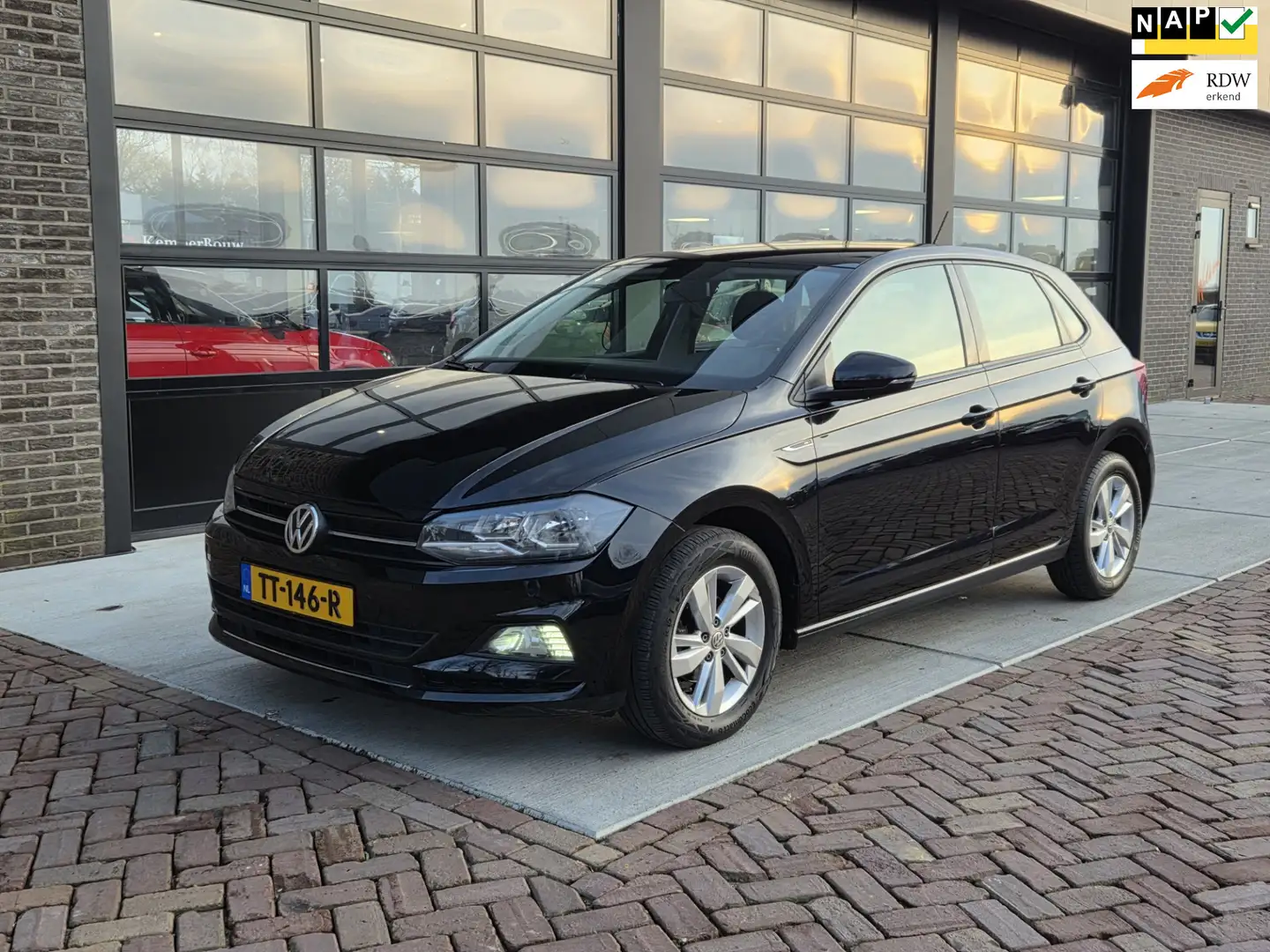 Volkswagen Polo 1.0 TSI Comfortline | Carplay | Airco | Adaptieve Schwarz - 1