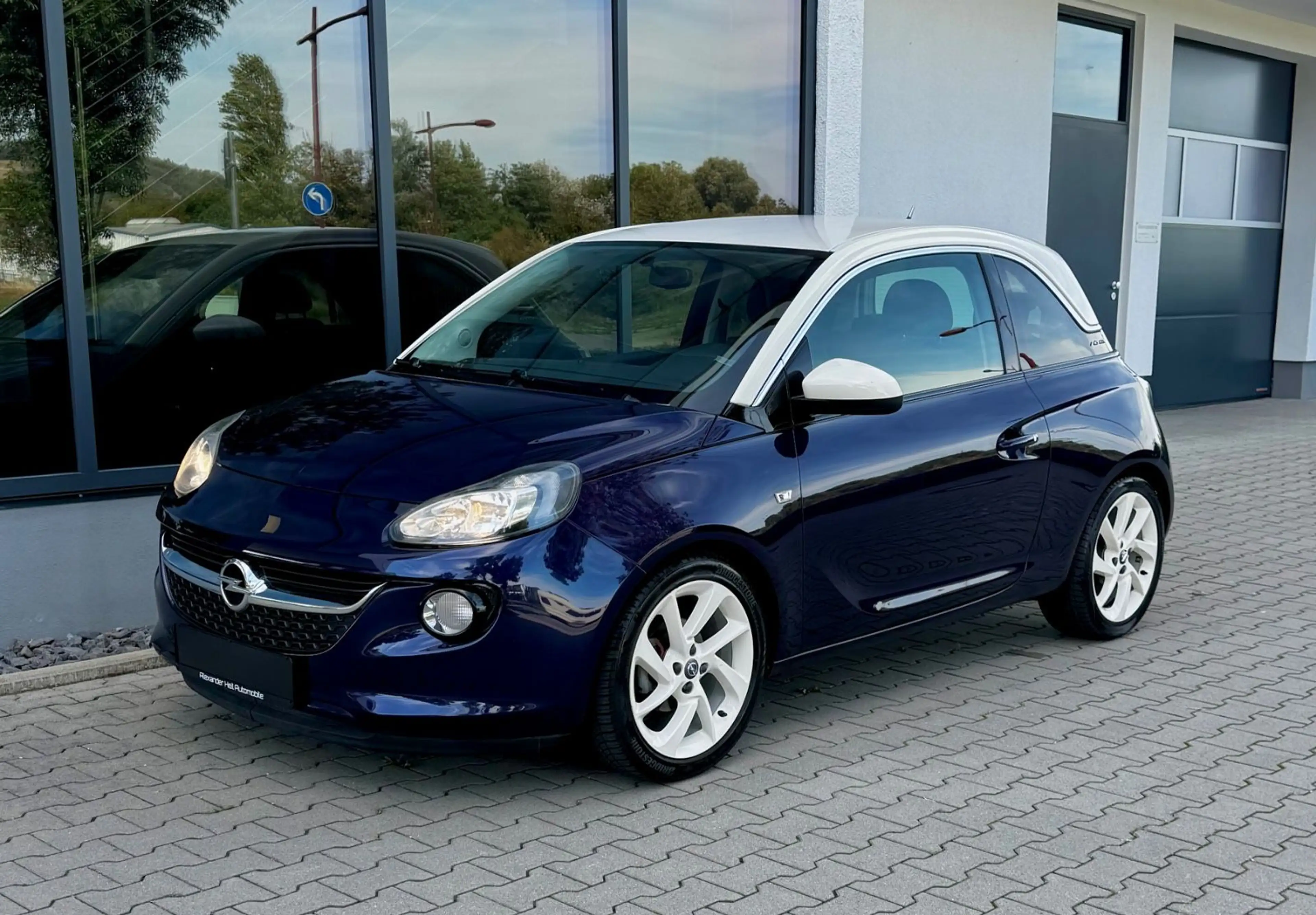 Opel Adam Slam Sport*KLIMA*PDC*APPLE*TEMPOMAT*17 ZOLL — photo 3