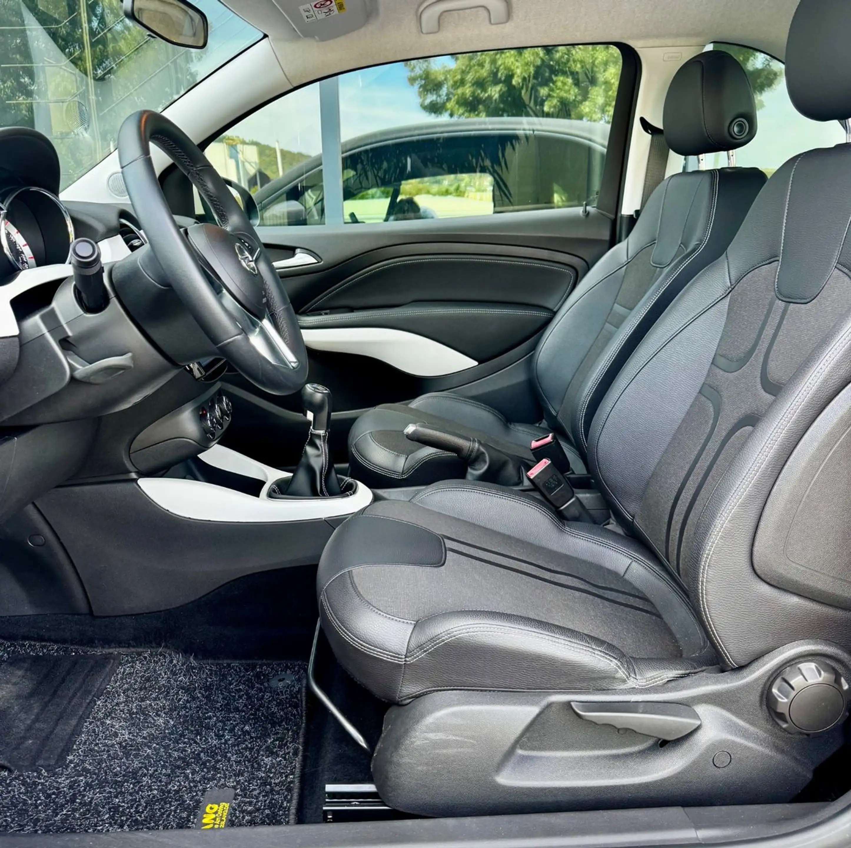 Opel Adam Slam Sport*KLIMA*PDC*APPLE*TEMPOMAT*17 ZOLL — photo 10