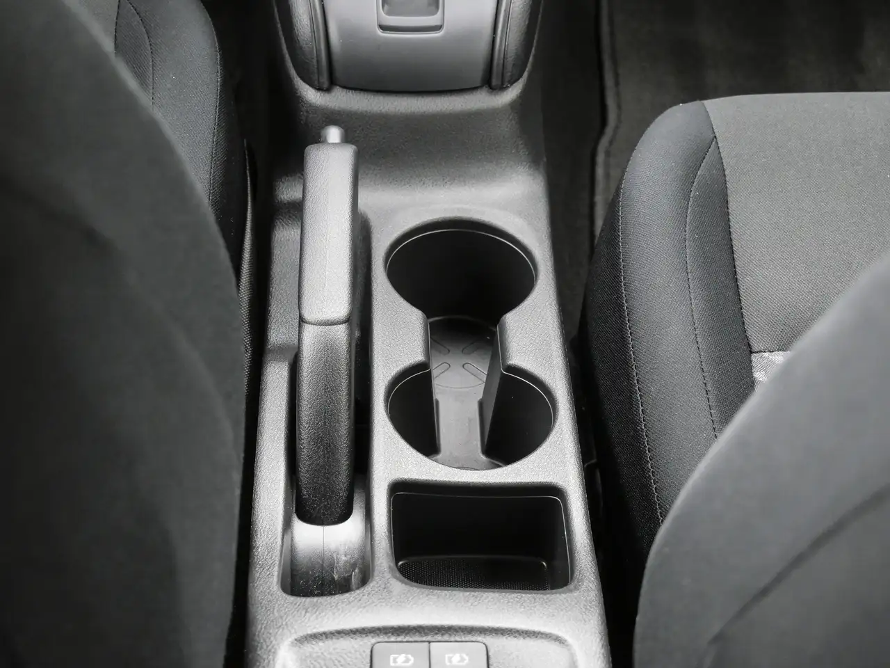 Nissan Versa снимка Nissan Versa