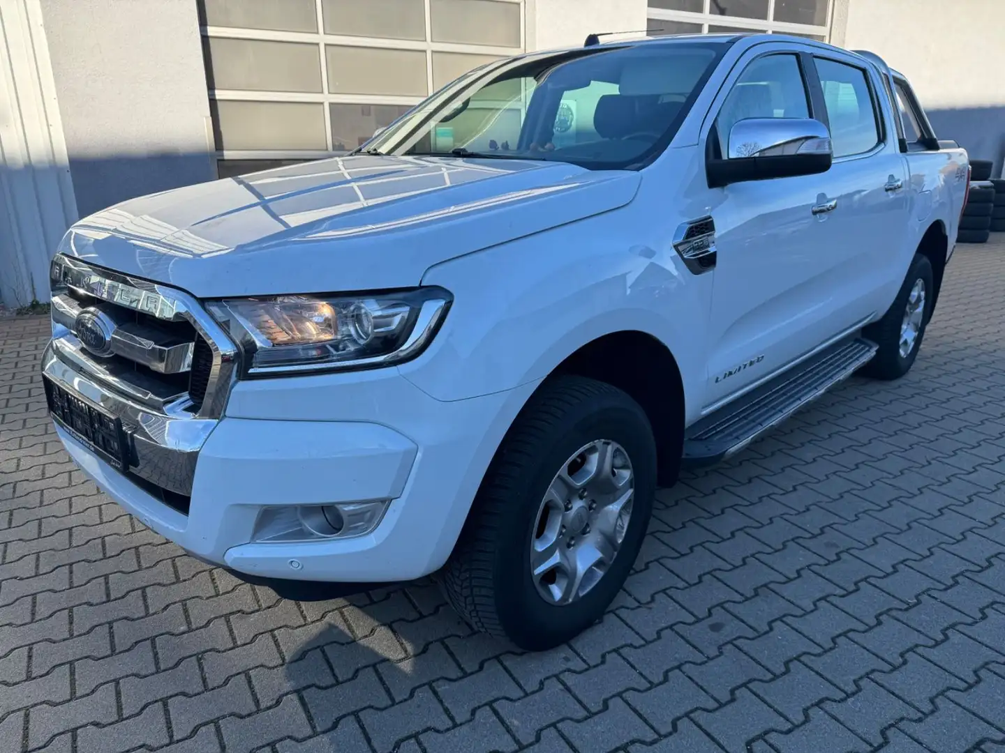Ford Ranger Limited Doppelkabine 4x4 1 Hand Weiß - 1