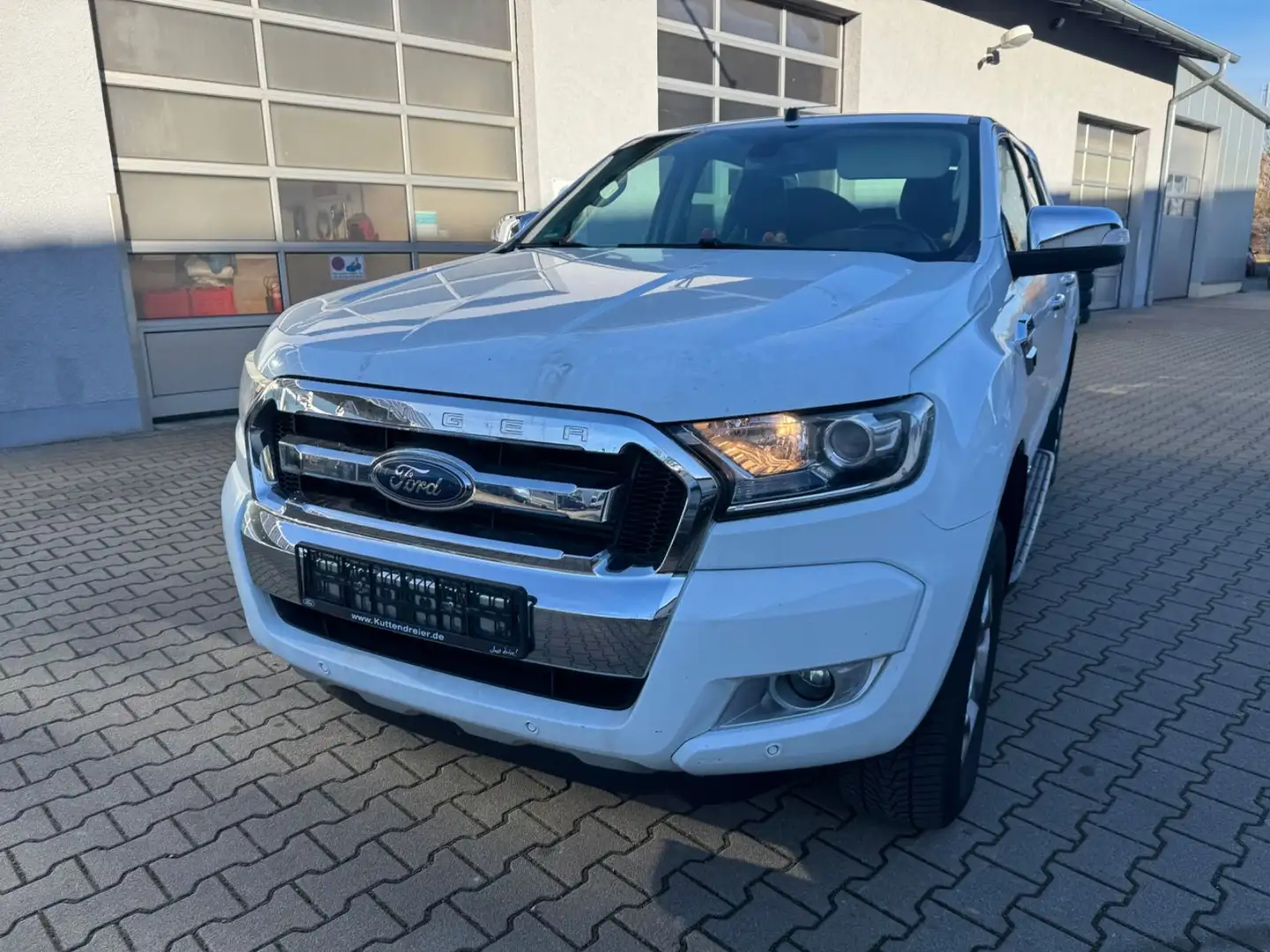 Ford Ranger Limited Doppelkabine 4x4 1 Hand Weiß - 2