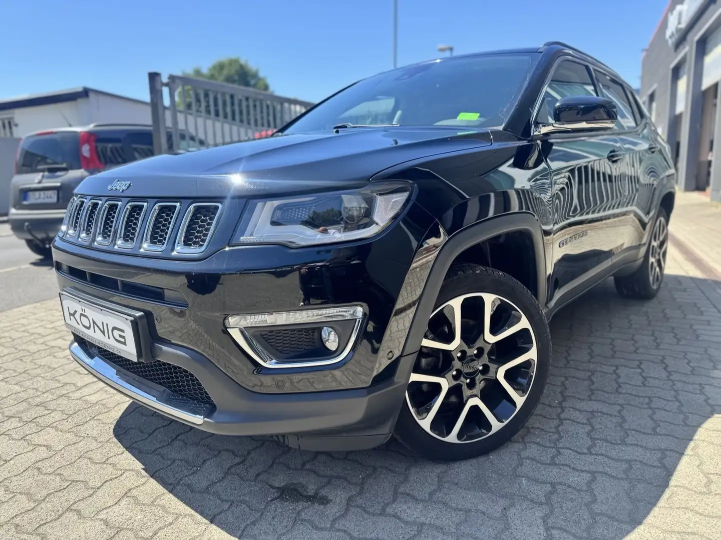 Jeep Compass Sunrider Edition RFK*PDC+Bose Sound Schwarz - 1