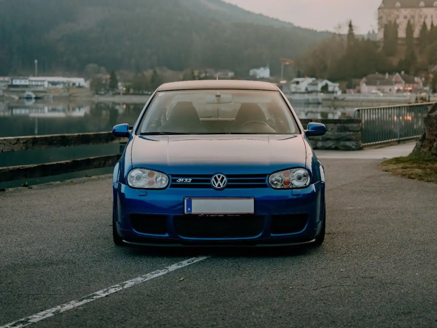 Volkswagen Golf 4 R32 Modrá - 1