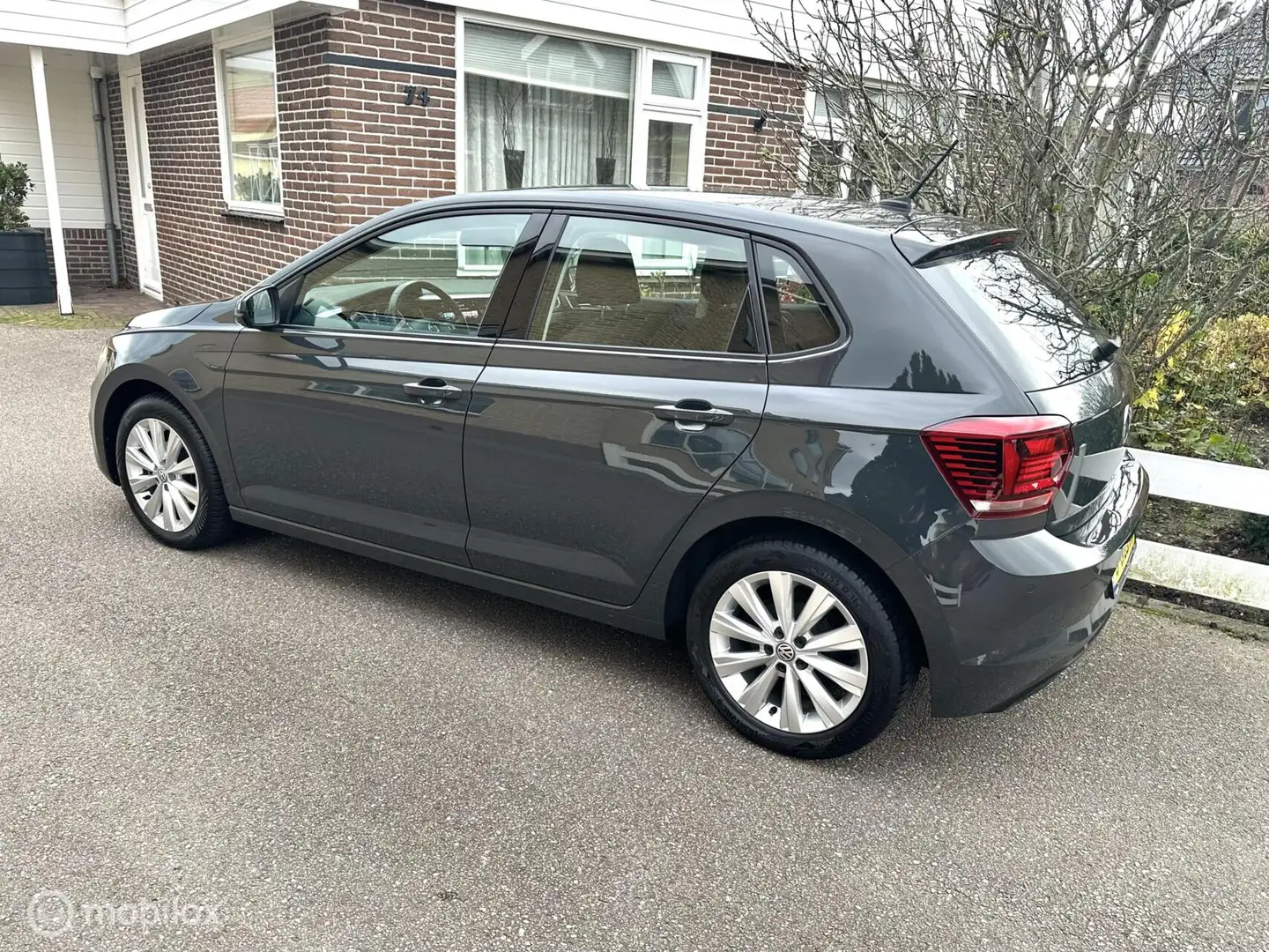 Volkswagen Polo 1.0 TSI 95PK DSG AUTOMAAT HIGHLINE CARPLAY CLIMATE Gris - 2
