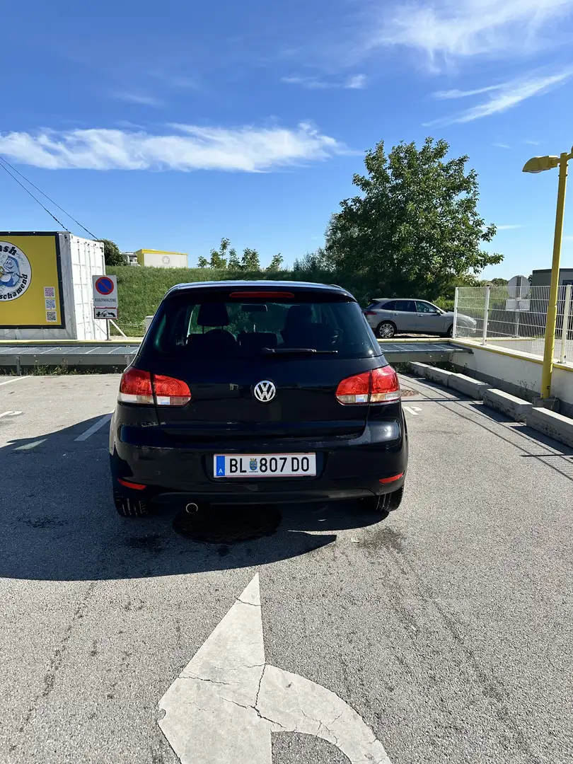 Volkswagen Golf 1,2 TSI DSG Schwarz - 2