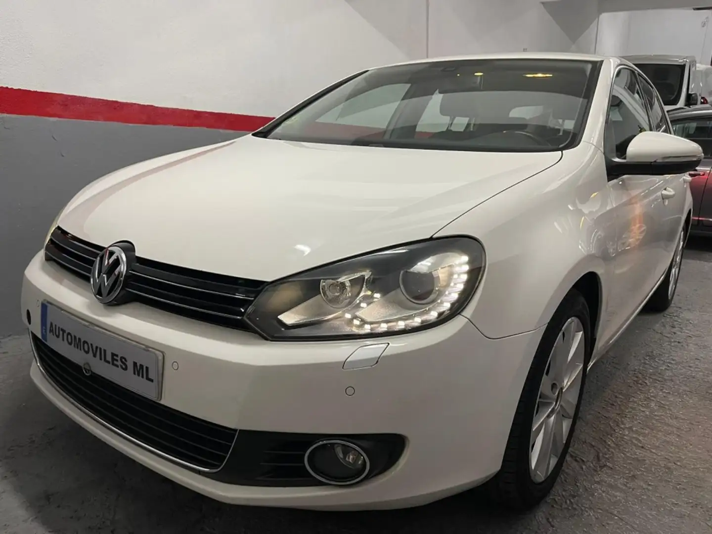 Volkswagen Golf 1.6TDI CR Advance BMT 105 Blanco - 1