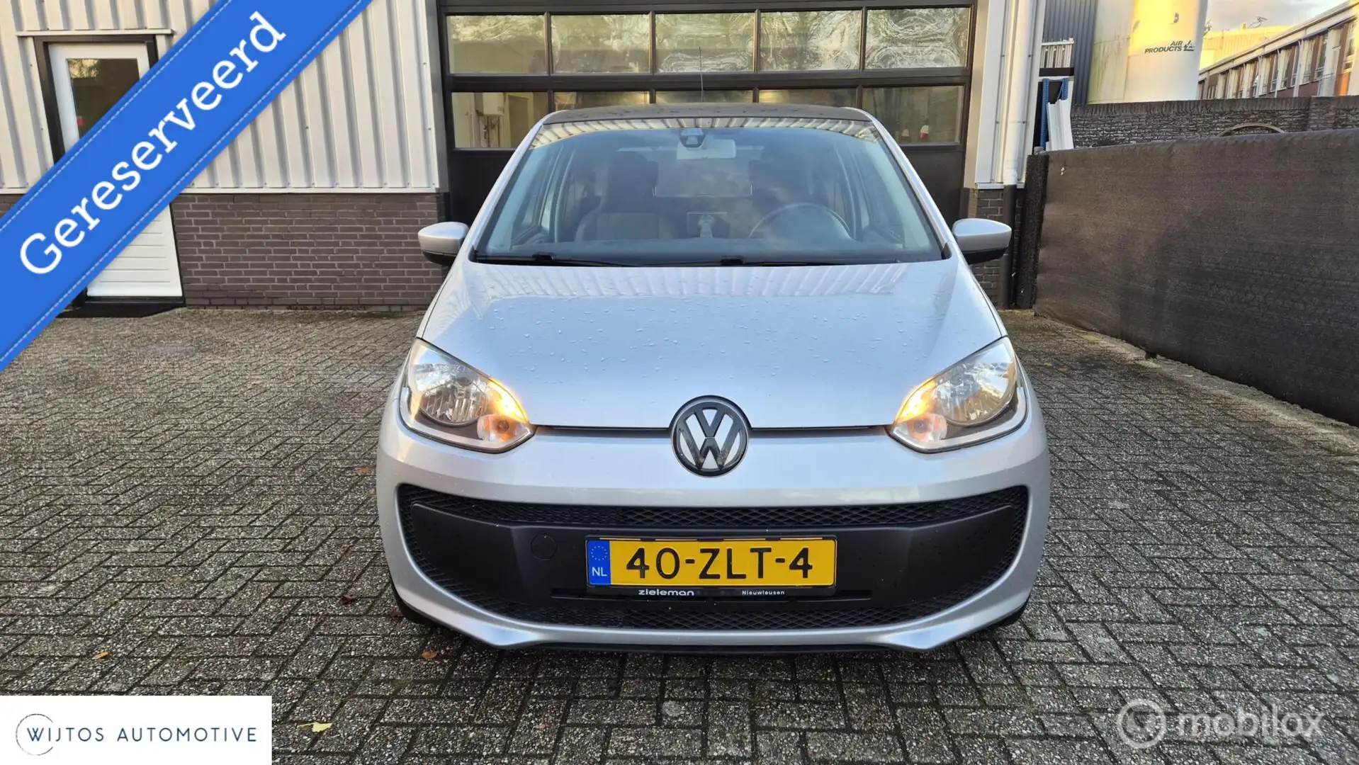 Volkswagen up! 1.0 Black Edition, navi Grijs - 2