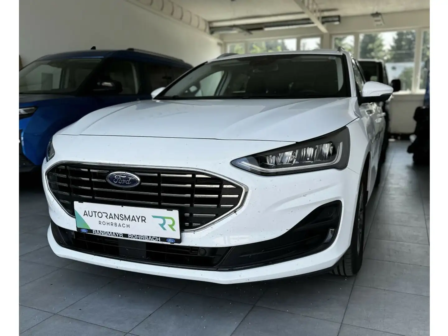 Ford Focus Titanium Traveller *Vorführwagen* Weiß - 2