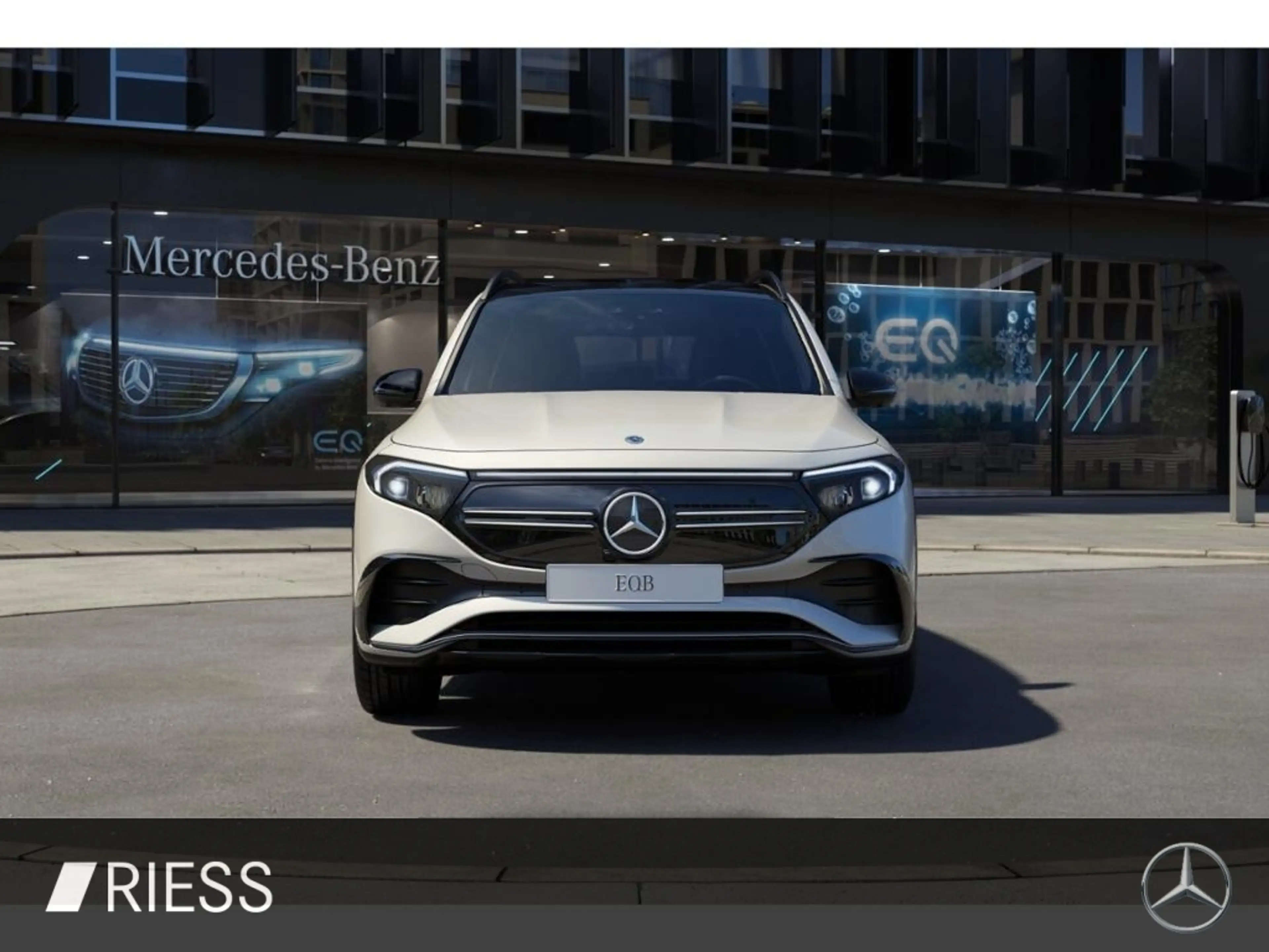 Mercedes-Benz EQB 350 4M AMG Sport Night Distr Pano HUD 20" — photo 3