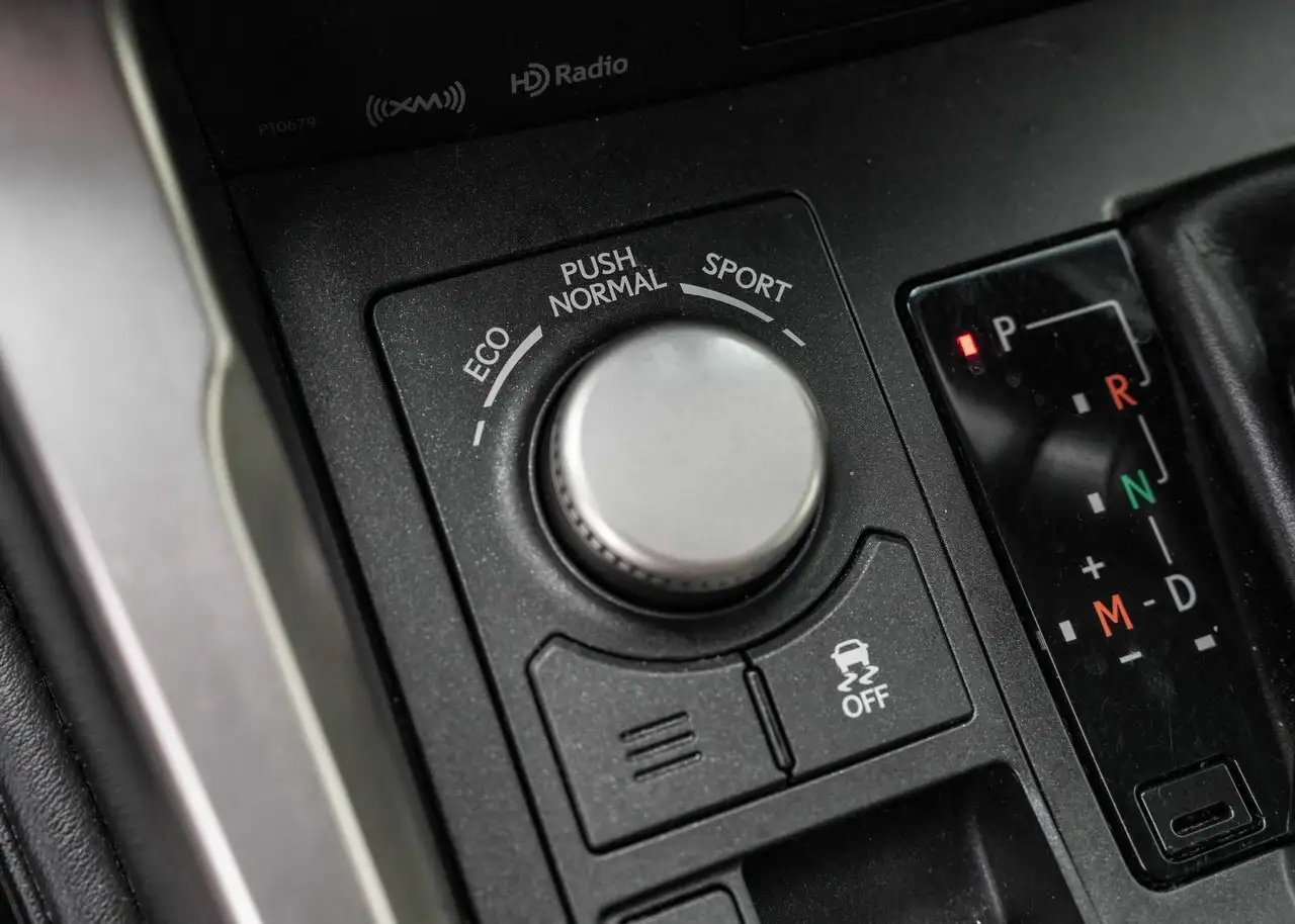 Lexus NX снимка Lexus NX