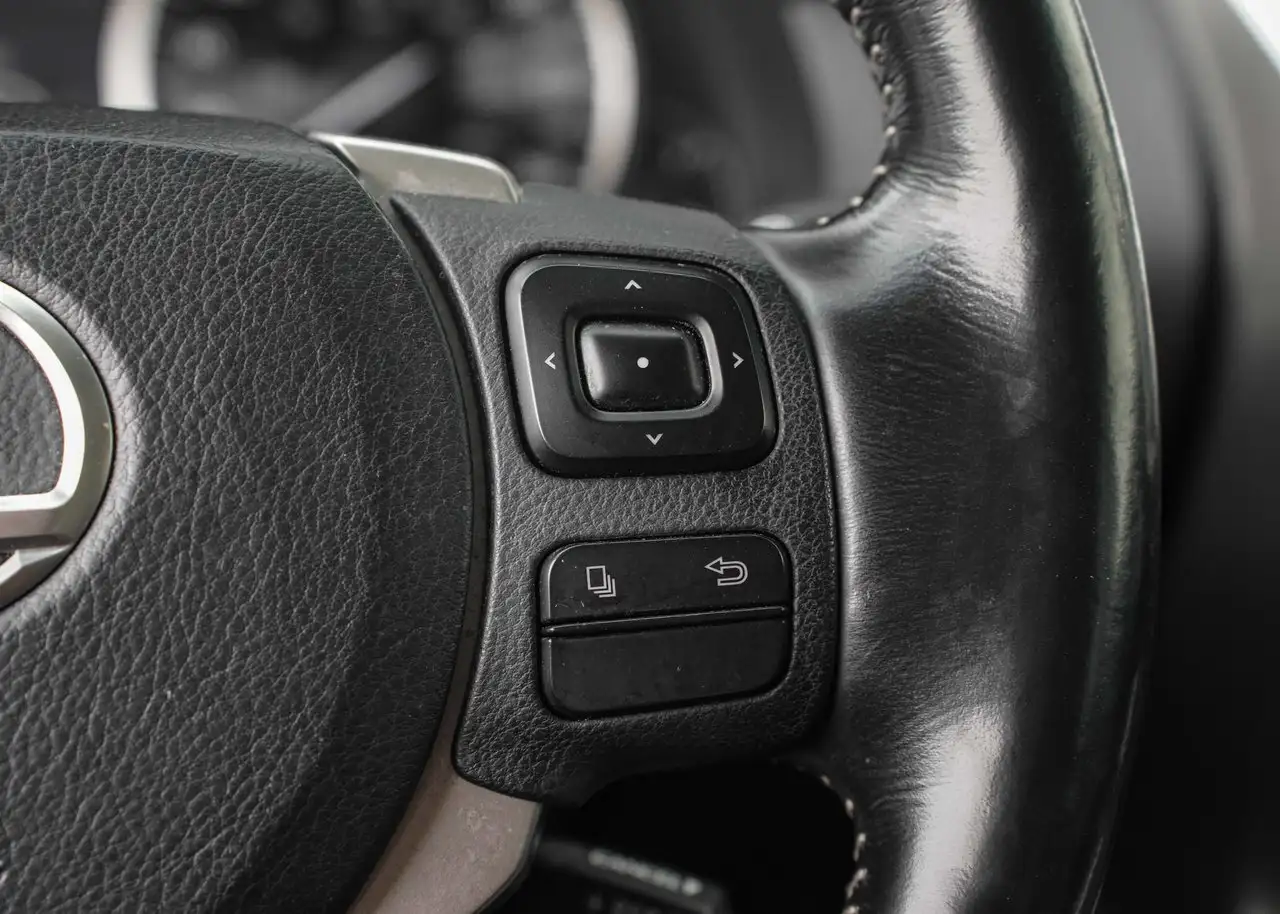 Lexus NX снимка Lexus NX