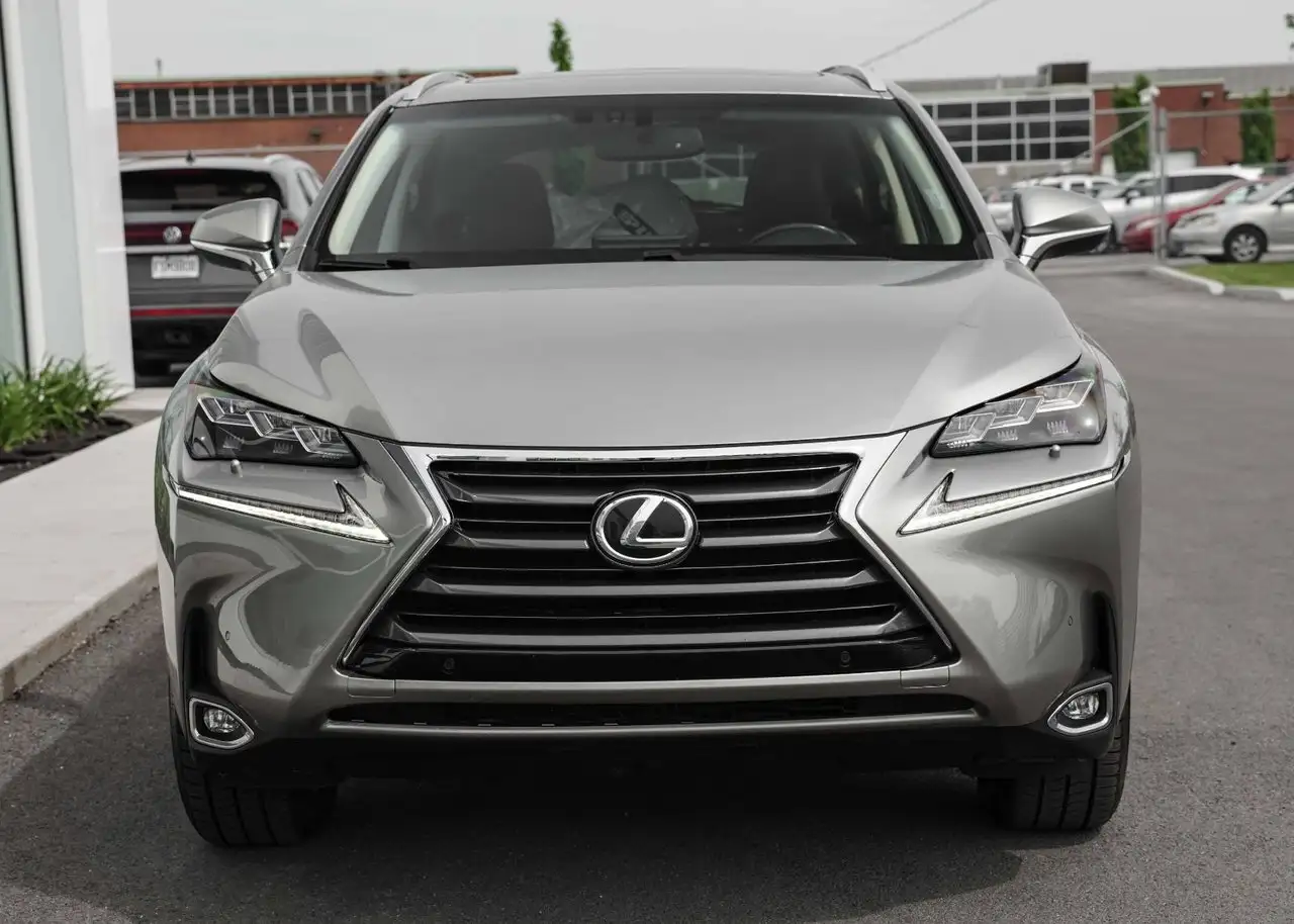 Lexus NX снимка Lexus NX