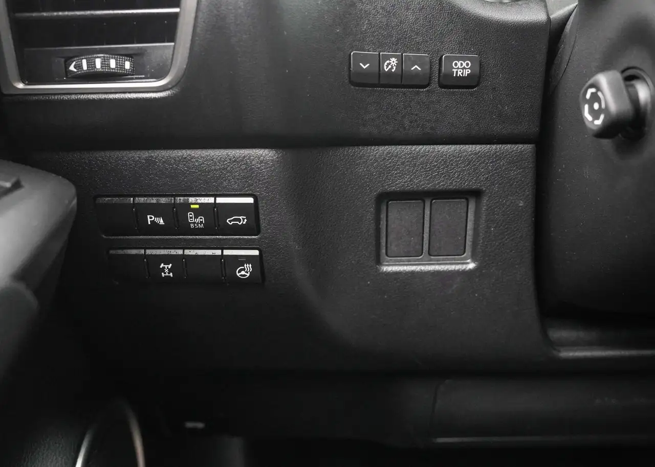 Lexus NX снимка Lexus NX