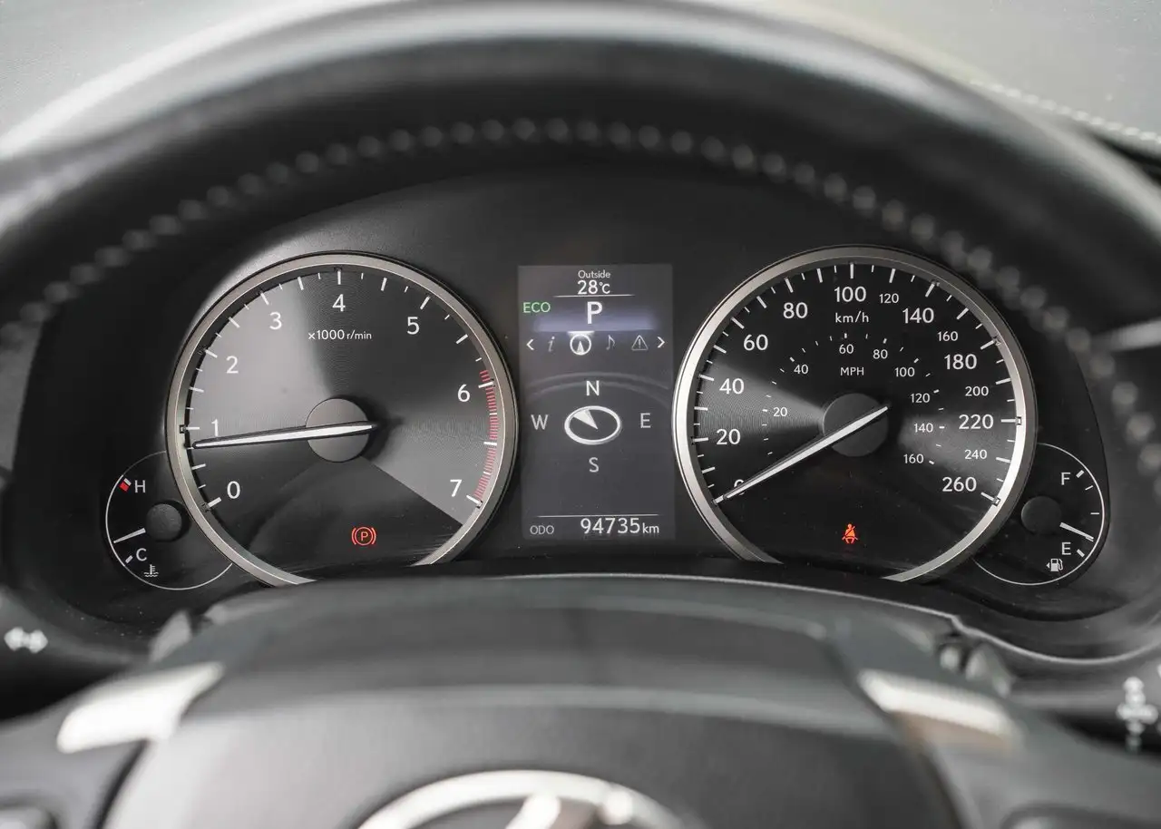 Lexus NX снимка Lexus NX