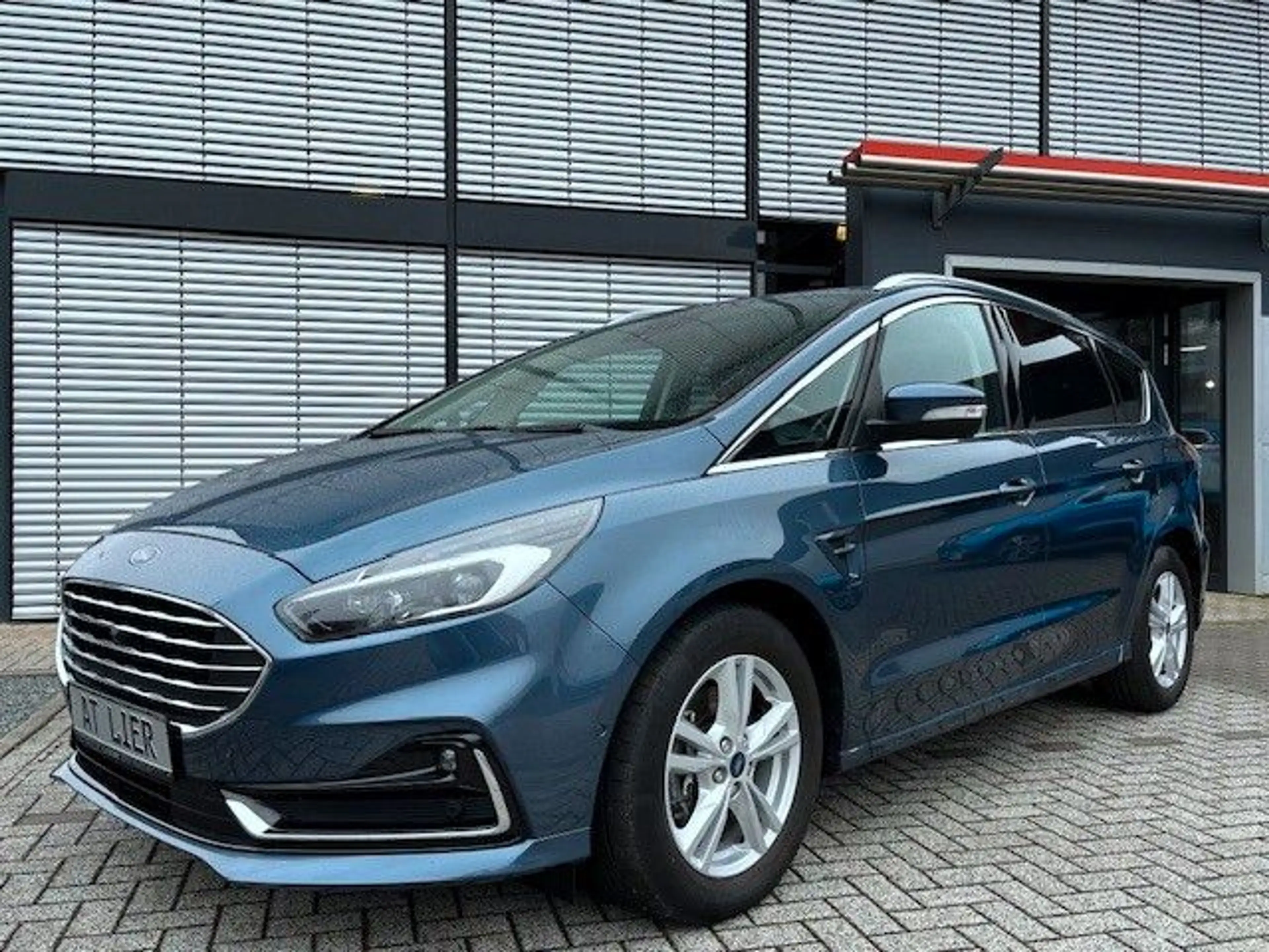 Ford S-Max 2,0 EcoBlue Titanium