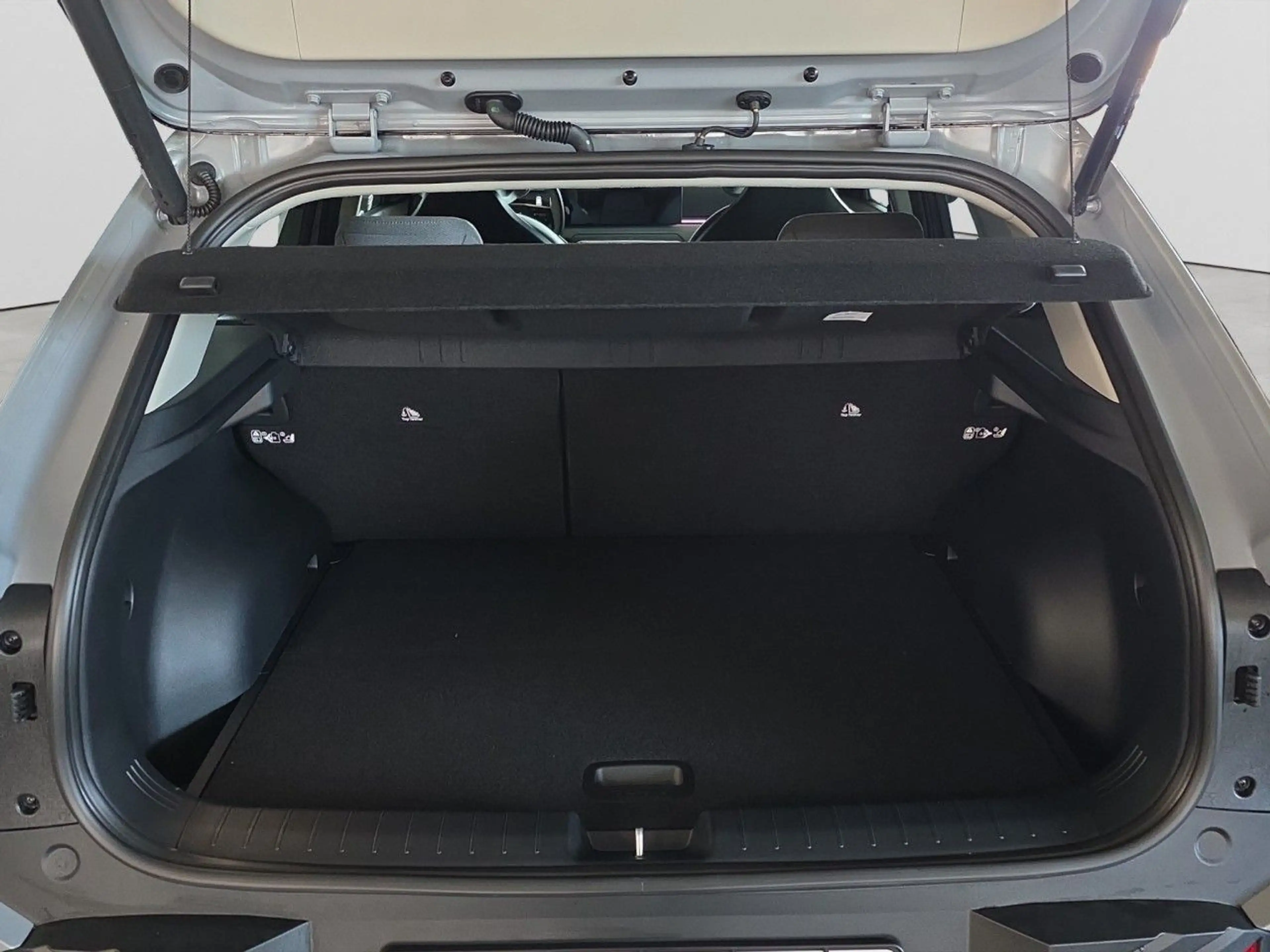 Kia EV4 150 kW Earth — photo 8