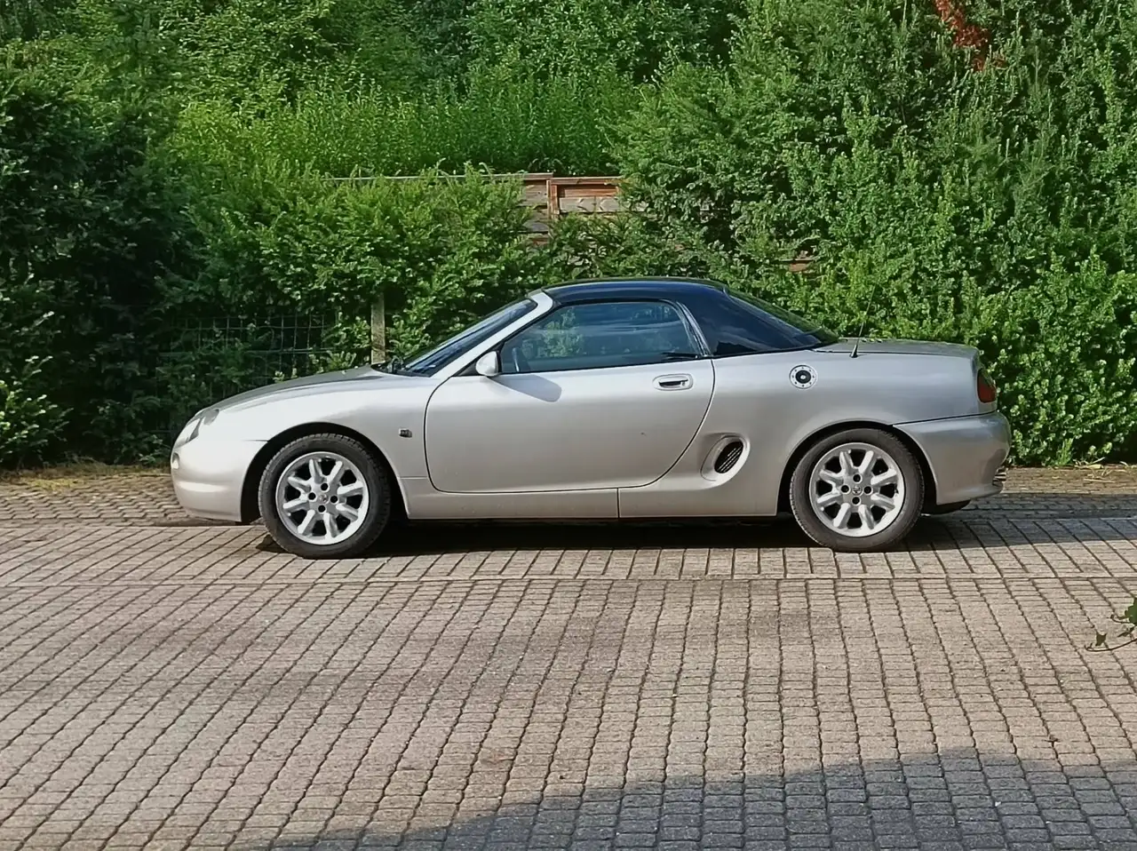 MG MGF 1.8i 16v, foto 2
