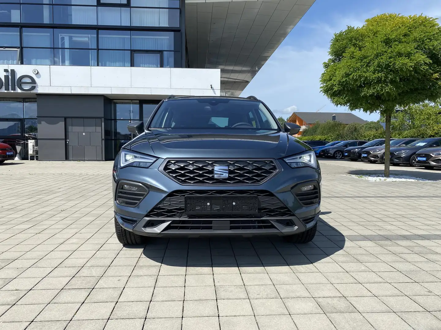 SEAT Ateca FR 1.5 TSI ACT 150 DSG, NAVI, BEATS, FAHRERAS. ... Серый - 2