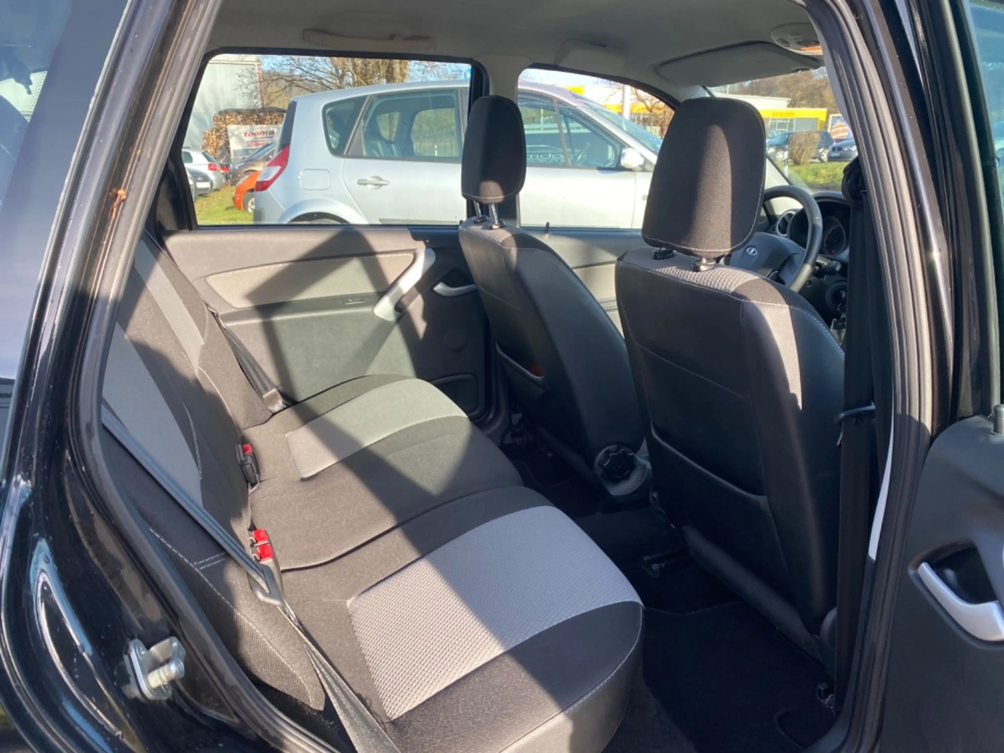 Lada Kalina 2 Kombi Luxus Cross Navi Scheibenh. Sitzh — photo 5