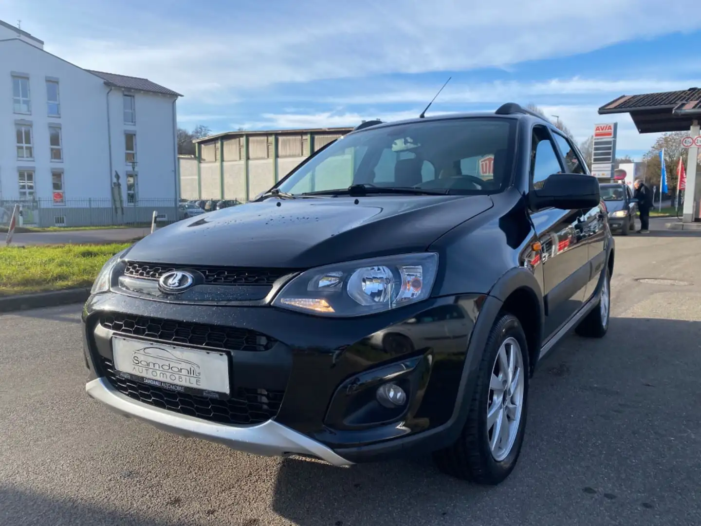 Lada Kalina 2 Kombi Luxus Cross Navi Scheibenh. Sitzh Schwarz - 1