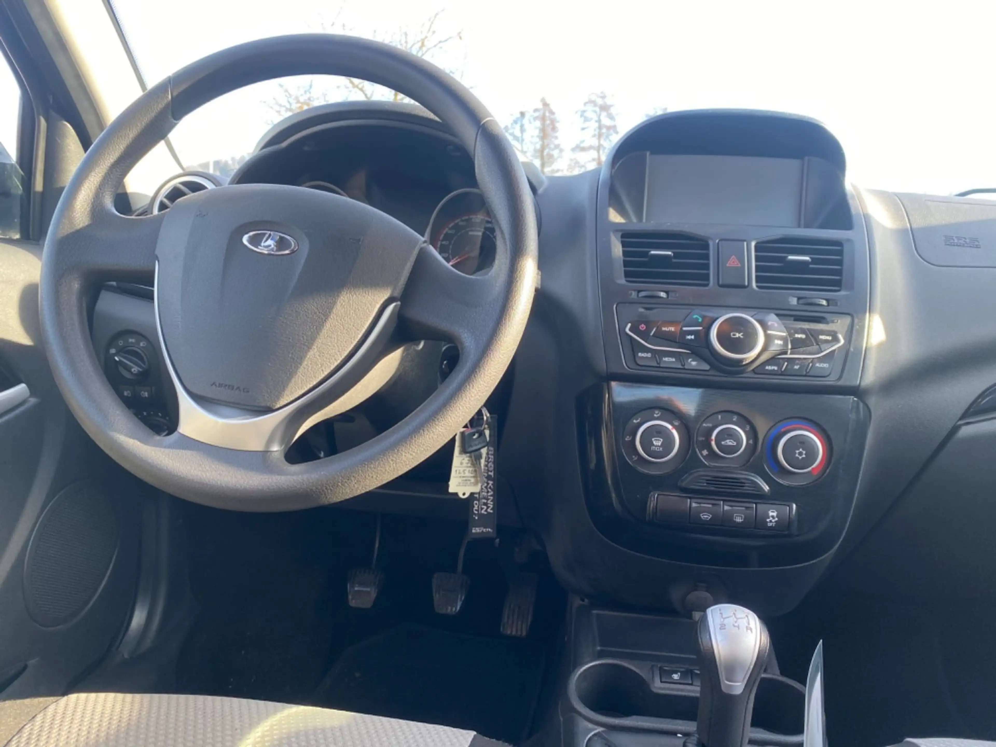 Lada Kalina 2 Kombi Luxus Cross Navi Scheibenh. Sitzh — photo 13
