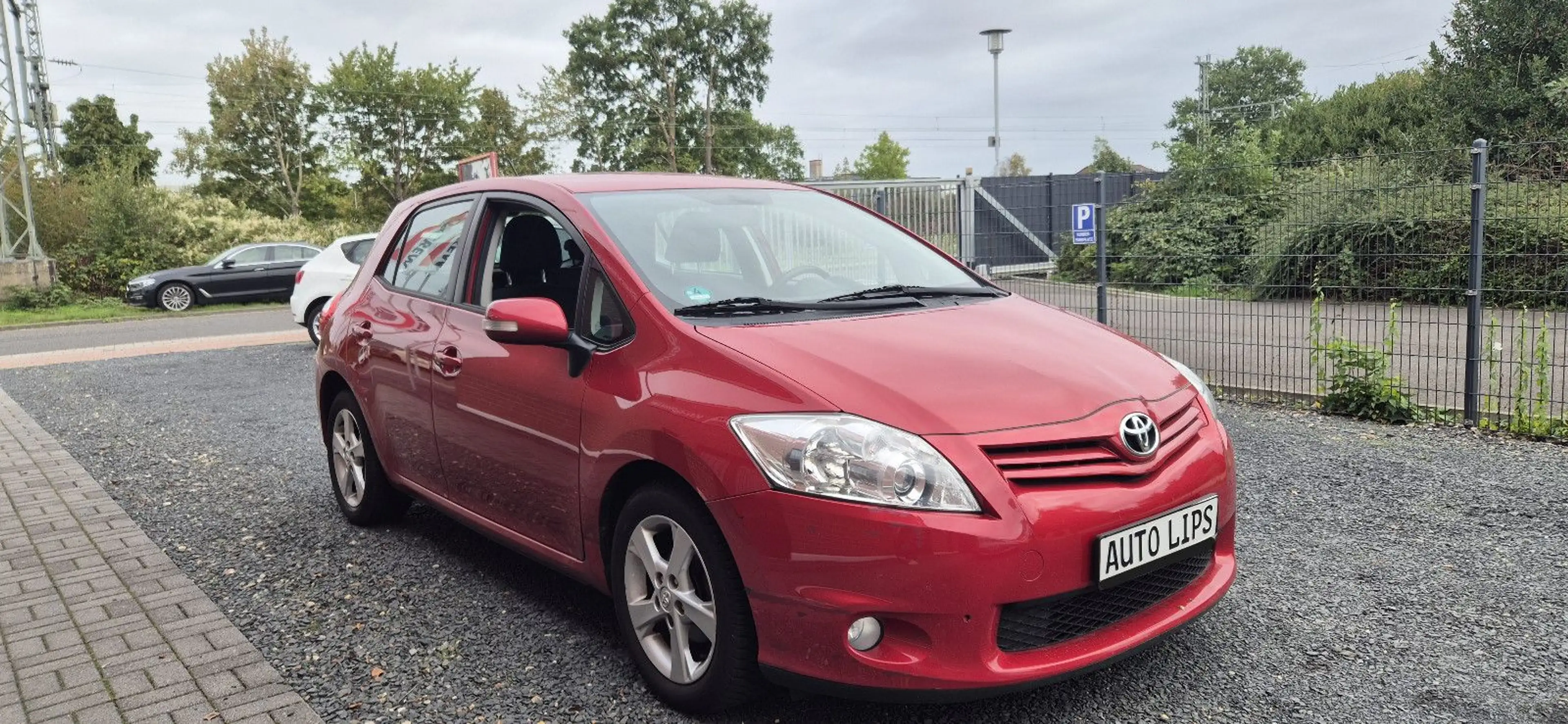 Toyota Auris - EDITION - KLIMAAUTOM. - PDC - HU NEU