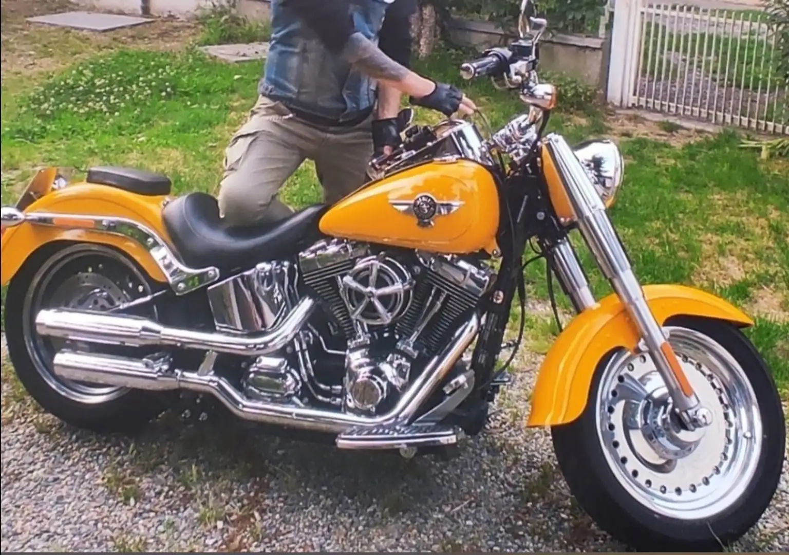 Harley-Davidson Fat Boy Flsrf Yellow - 1