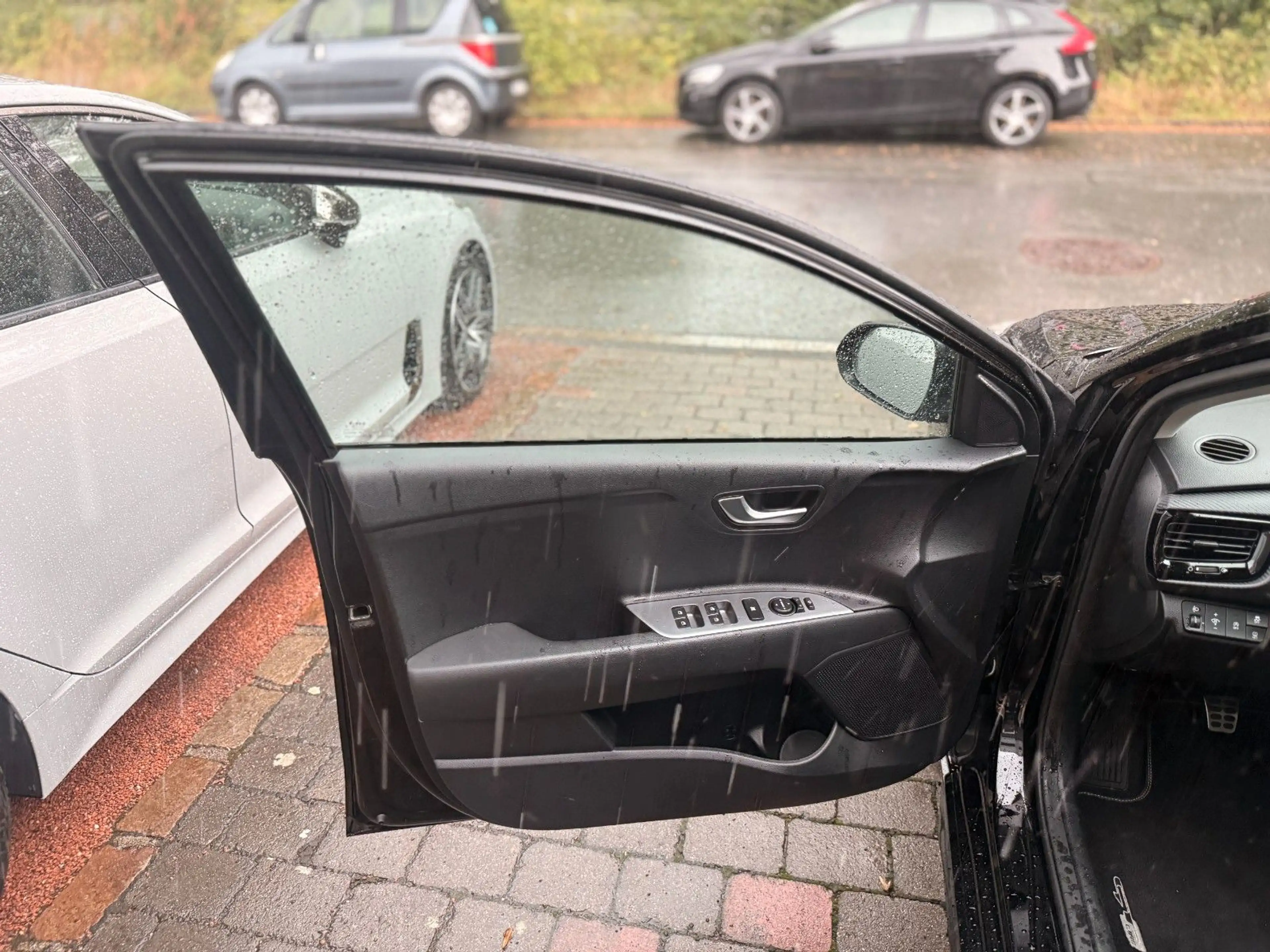 Kia Rio GT-Line — photo 10