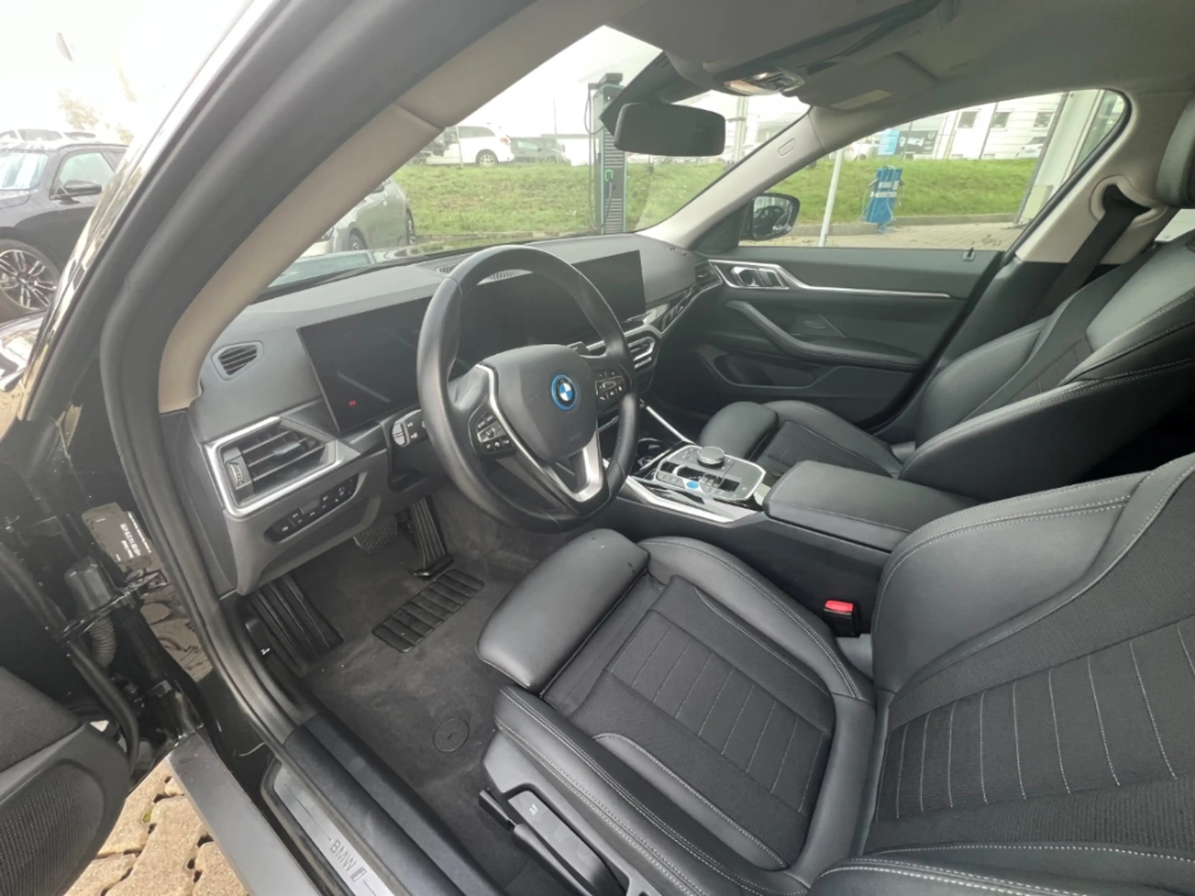BMW i4 eDrive35 Gran Coupe Soundsystem LED El. Heckklappe — photo 14