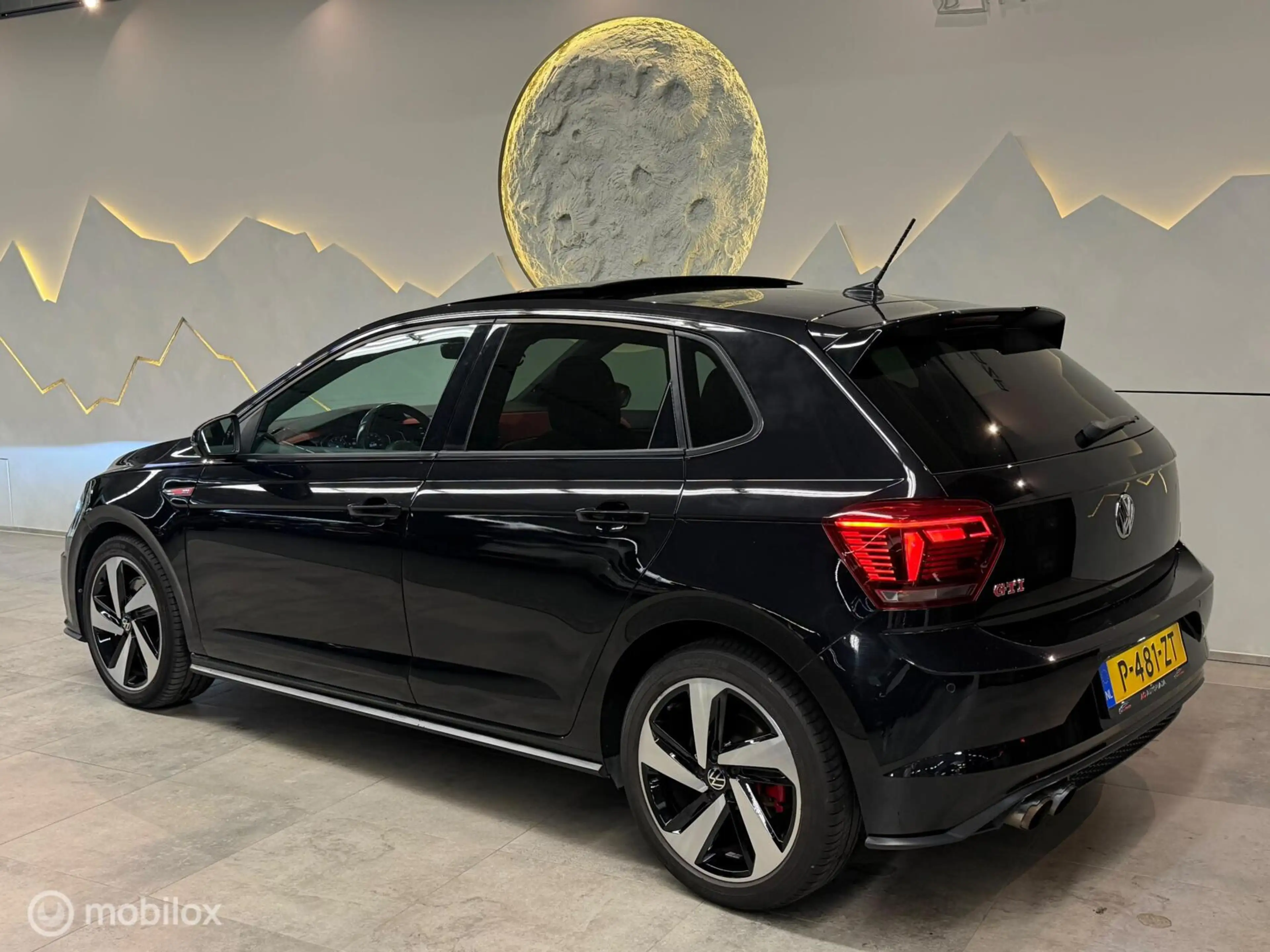 Volkswagen Polo GTI 2.0 TSI Panorama/Beats/Camera/Virtual cockpit — photo 7