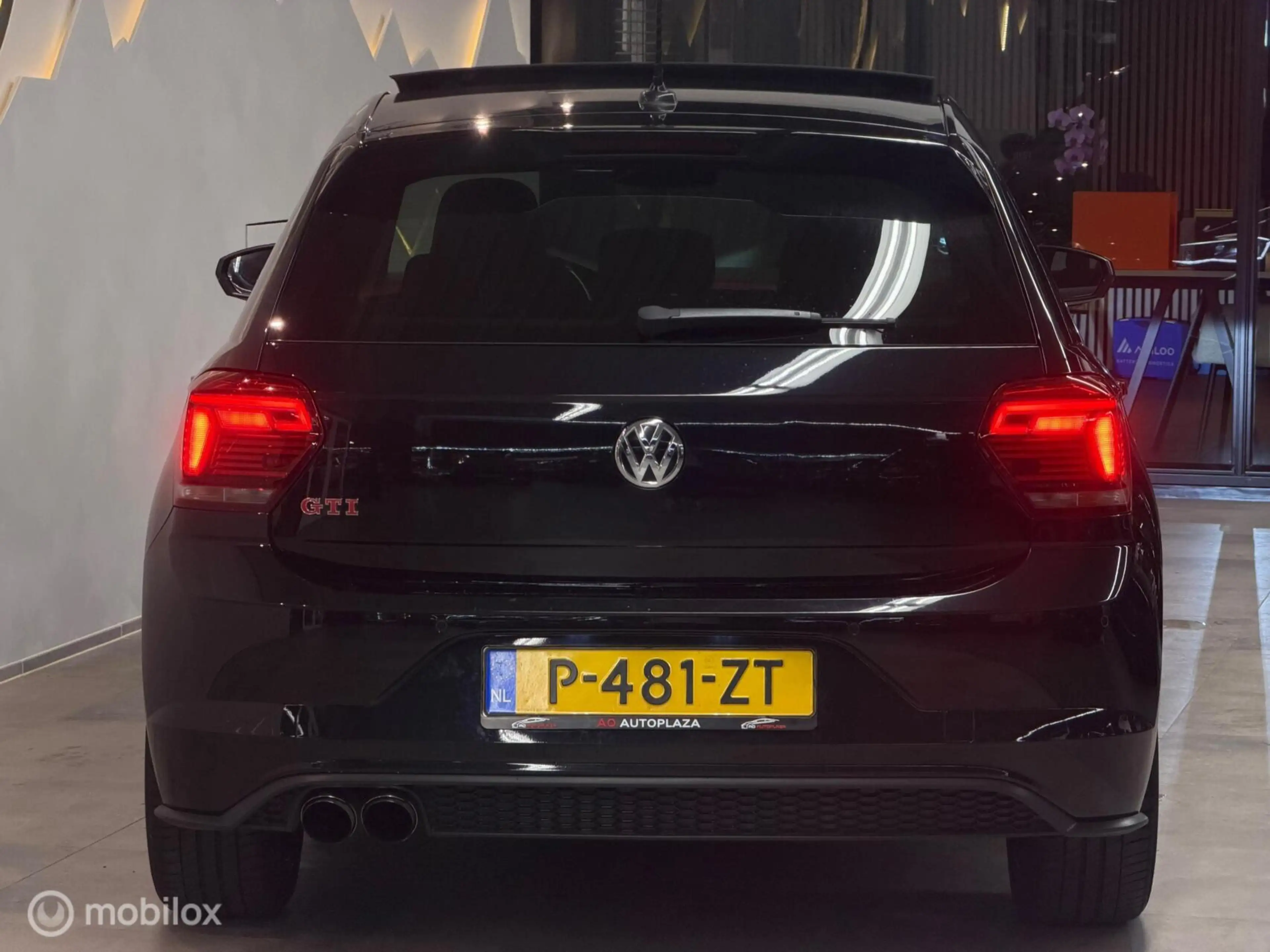 Volkswagen Polo GTI 2.0 TSI Panorama/Beats/Camera/Virtual cockpit — photo 9
