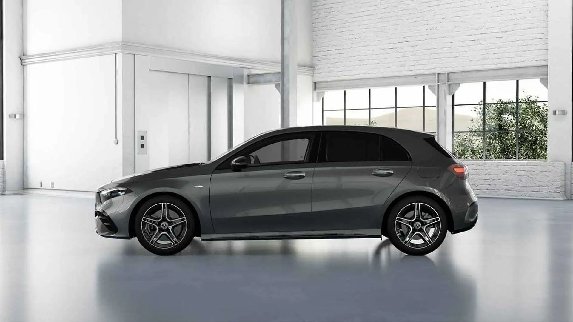 Mercedes-Benz A 250 E AMG LINE Gris - 2