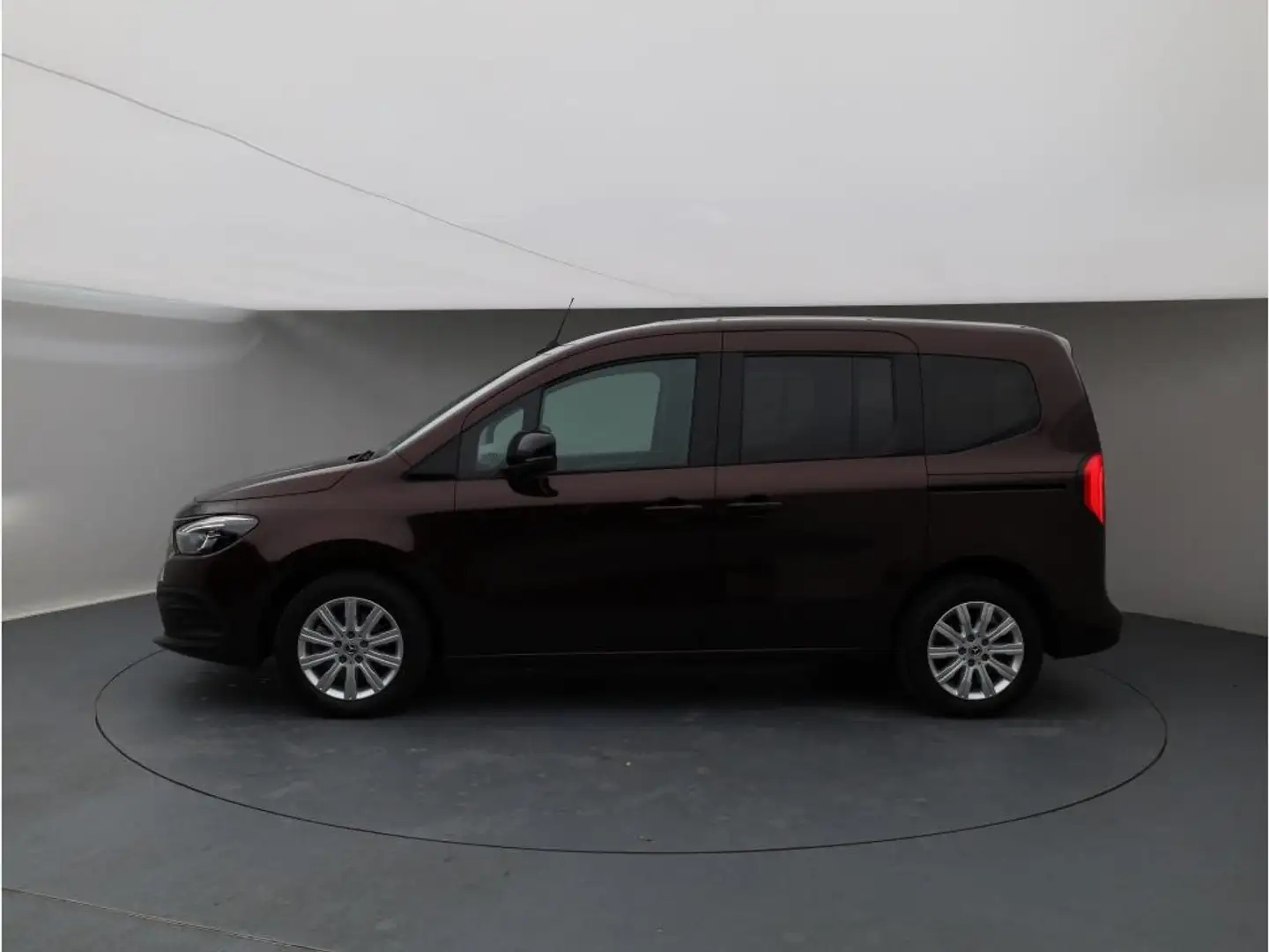 Mercedes-Benz EQT 200 LEDLicht RfKam DAB Rouge - 2