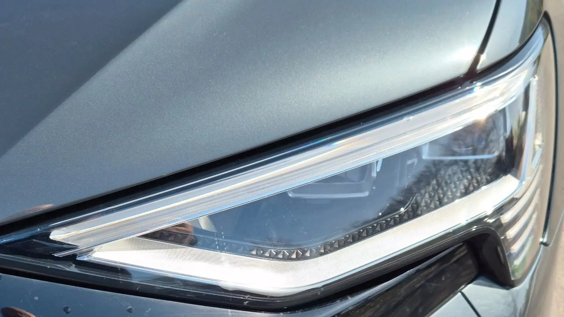 Audi Q8 e-tron CAM*Virtuall*Matrix*APP*Quattro Gris - 2