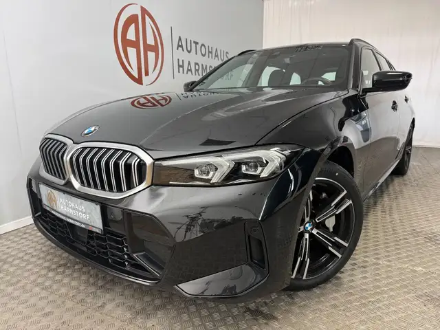 BMW 330 i Touring xDrive M Sport Navi LED Kamera