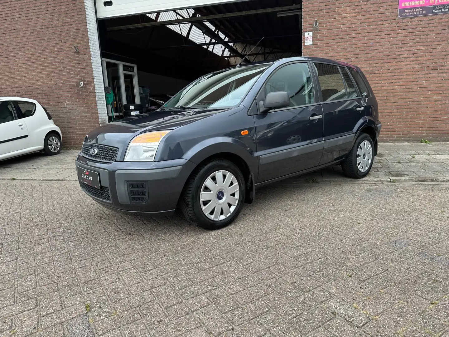 Ford Fusion 1.4-16V Cool & Sound | Airco | Elektrische Ramen Grau - 1