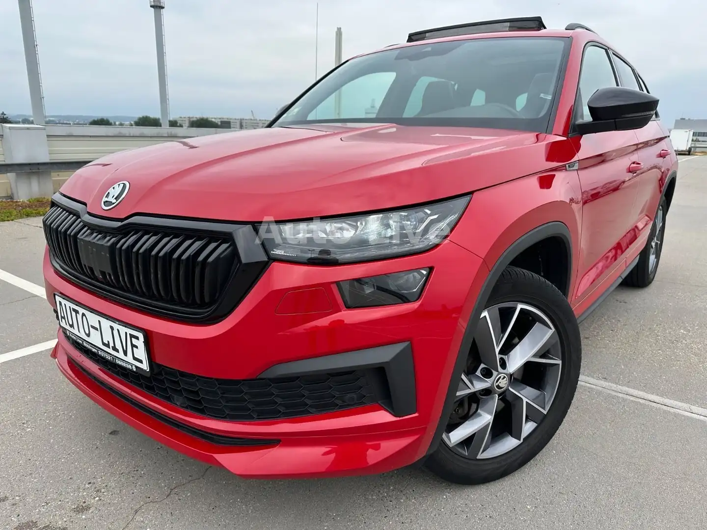 Skoda Kodiaq 2.0 TDI*SPORT LINE*DSG*4M*VIR*PAN*LED*VOL Rot - 1