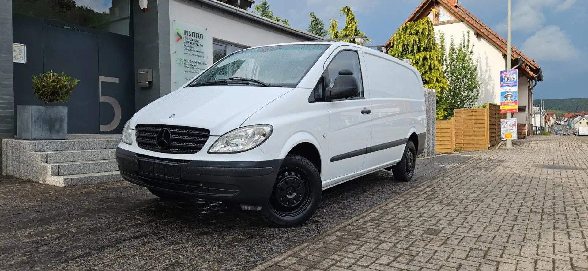 Mercedes-Benz Vito Kasten 109 CDI lang AHK 1. Hand Scheckheft Weiß - 2