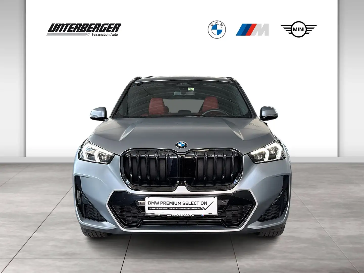 BMW X1 xDrive20d M Sportpaket DAB Grau - 2