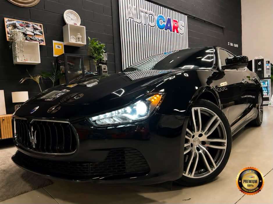 Maserati Ghibli Berlina Automático de 4 Puertas - foto 1