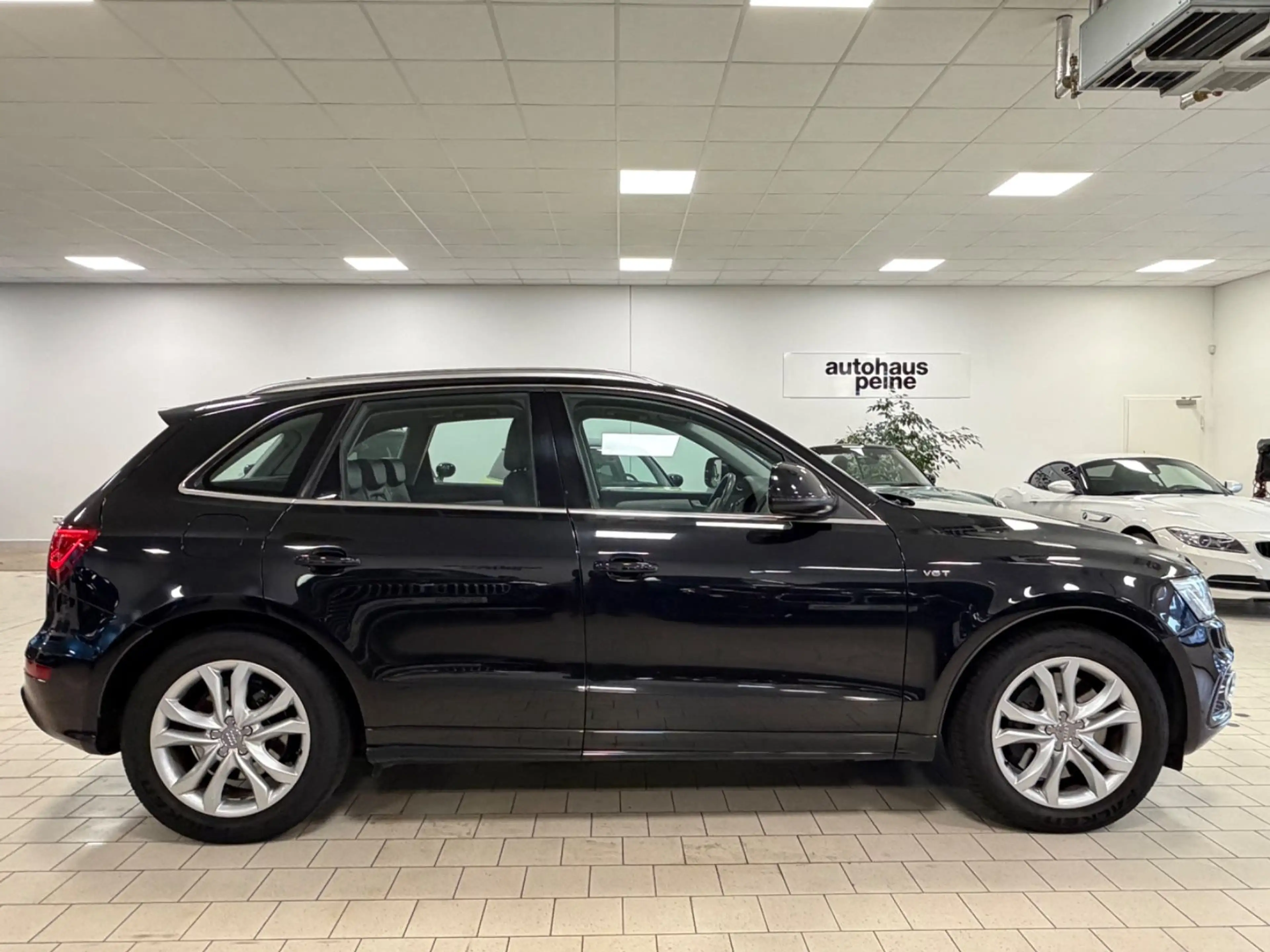 Audi SQ5 3.0 TDI quattro — photo 14
