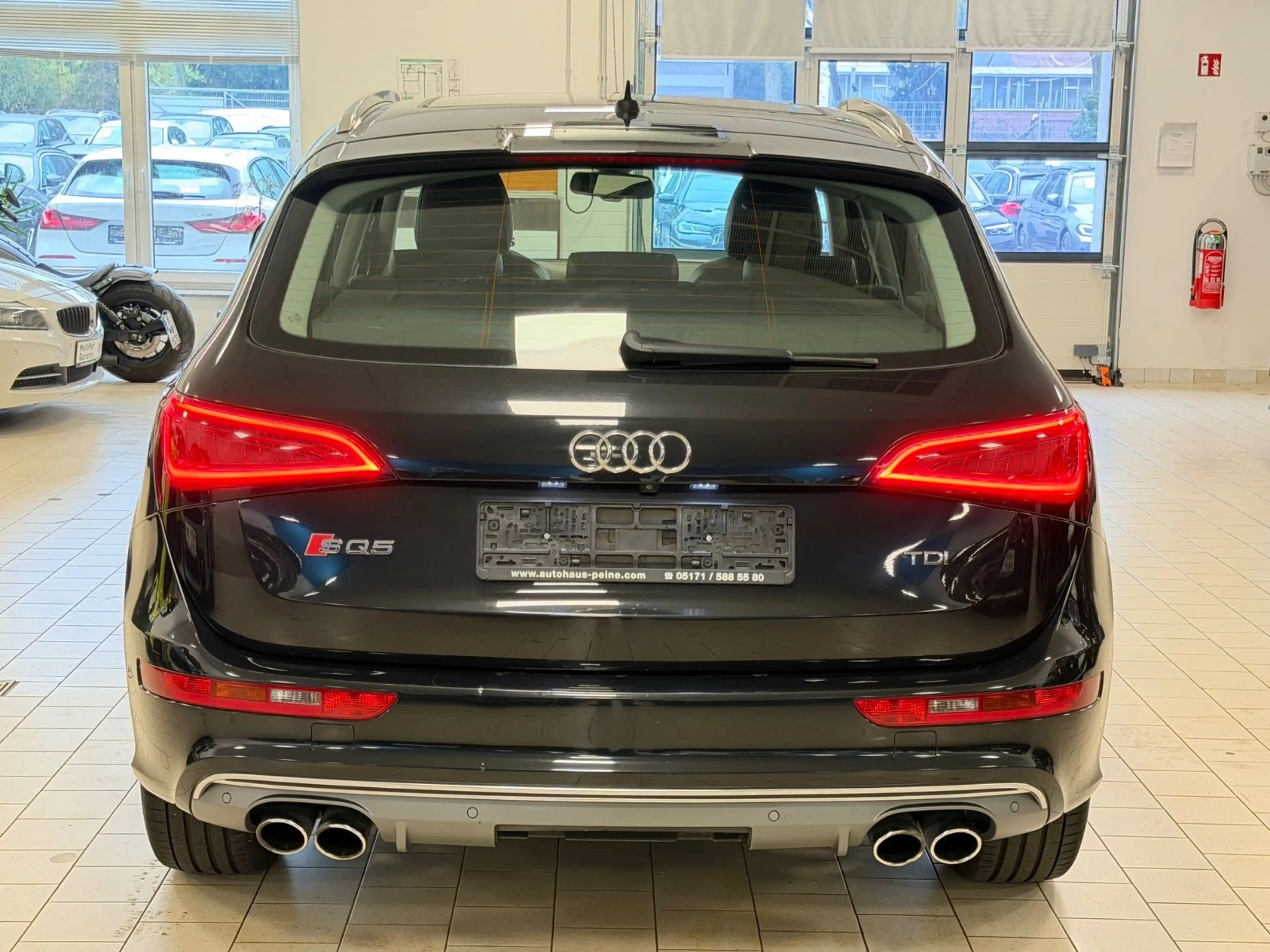 Audi SQ5 3.0 TDI quattro — photo 11