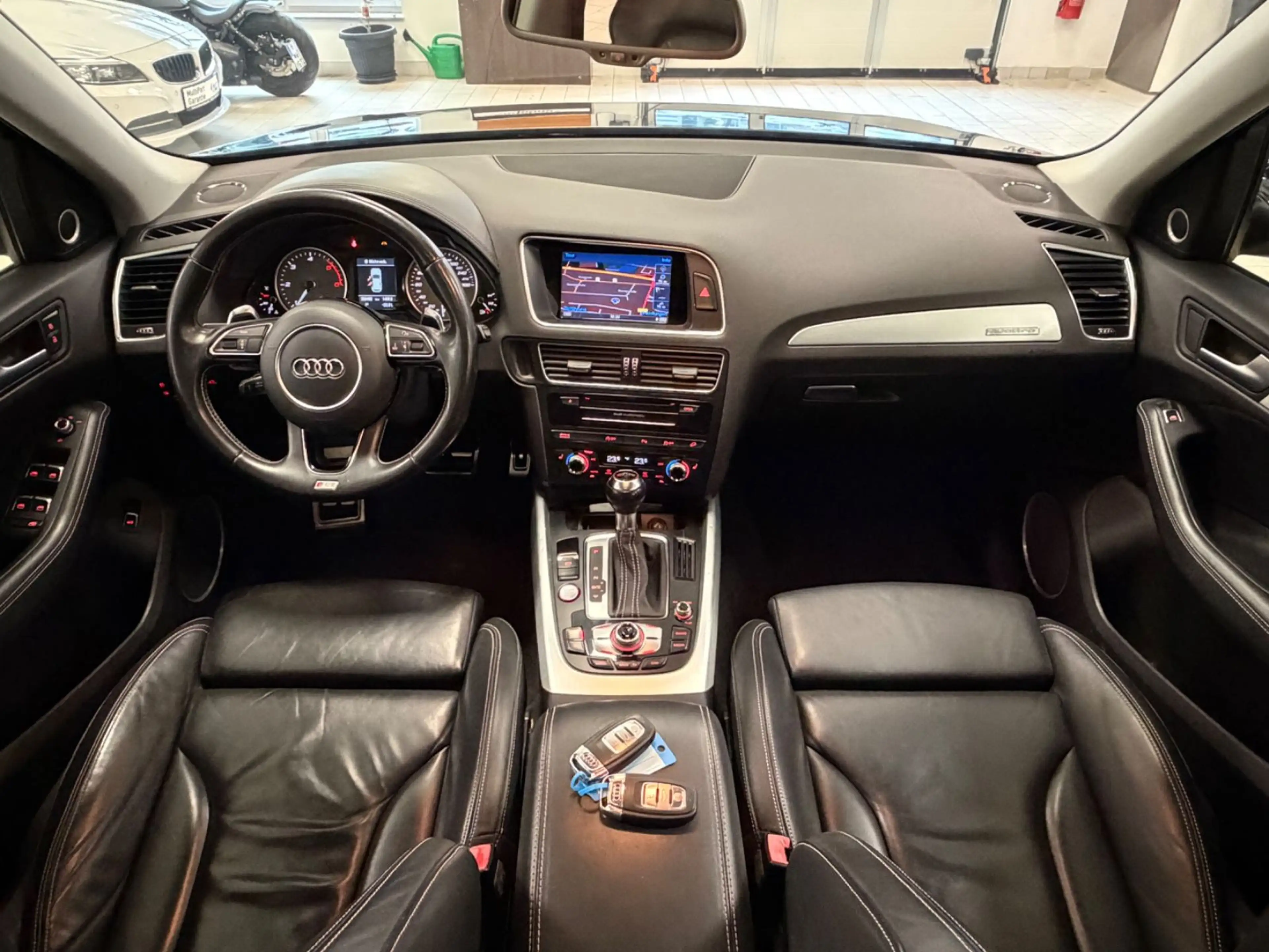 Audi SQ5 3.0 TDI quattro — photo 3