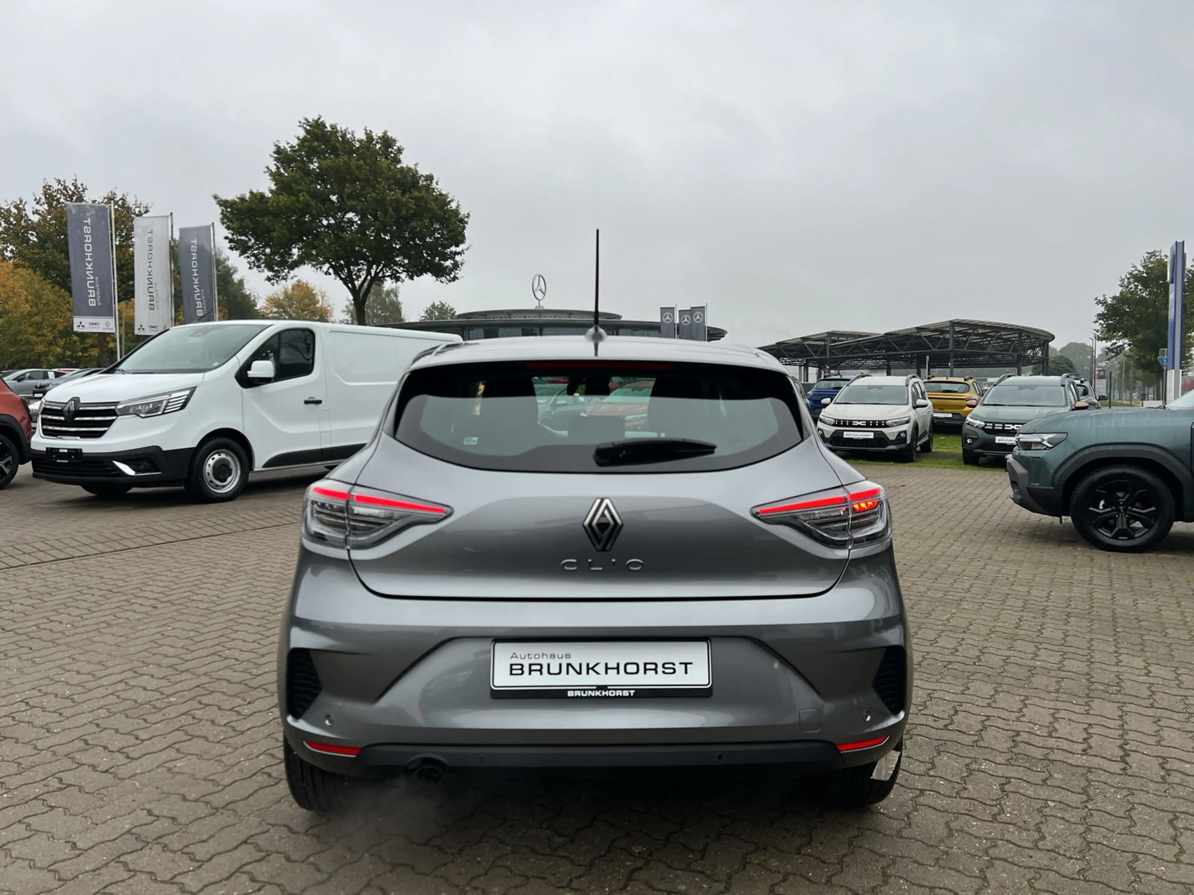 Renault Clio TCe 90 Evolution Winterpaket+PDC — photo 2